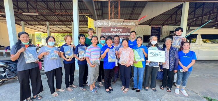 สท.-พัฒนาชุมชนยโสธร เสริมความรู้-เพิ่มทักษะชุมชนทอผ้าด้วยเทคโนโลยี