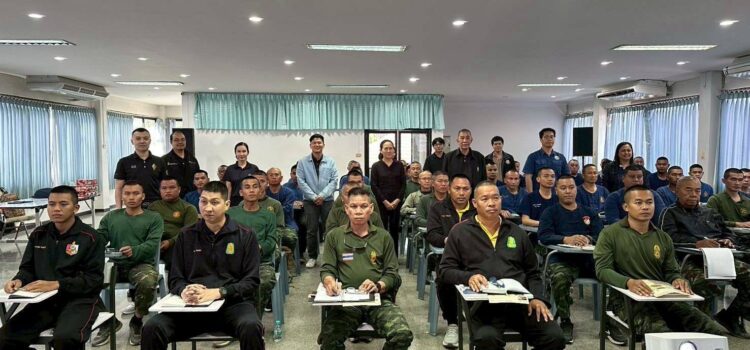 สท.-ม.แม่โจ้ ร่วมกับมูลนิธิชัยพัฒนา-กองทัพบก เติมความรู้เตรียมพร้อมทหารพันธุ์ดีผลิตปุ๋ยหมักคุณภาพใช้ในแปลงขมิ้นชันอินทรีย์ สท.-ม.แม่โจ้ ร่วมกับมูลนิธิชัยพัฒนา-กองทัพบก เติมความรู้เตรียมพร้อมทหารพันธุ์ดีผลิตปุ๋ยหมักคุณภาพใช้ในแปลงขมิ้นชันอินทรีย์