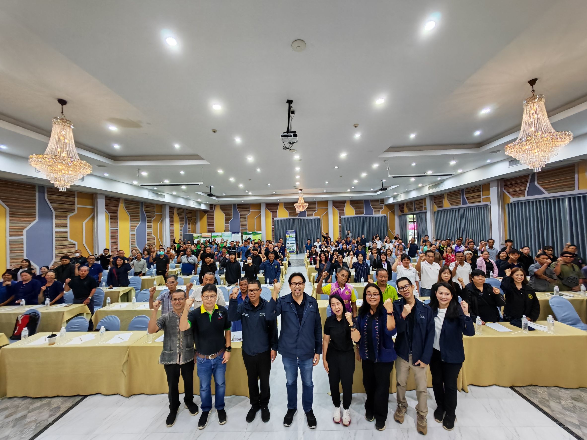 สท.-สนง.เกษตรจังหวัดเชียงราย ถ่ายทอดความรู้ “การผลิตข้าวด้วยนวัตกรรมวิจัยและเทคโนโลยี”