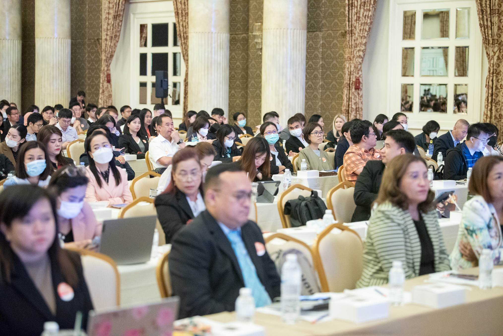แสดงผู้เข้าร่วมงานการประชุมวิชาการเครือข่ายการพัฒนาคุณภาพวารสารวิชาการไทยครั้งที่ 15