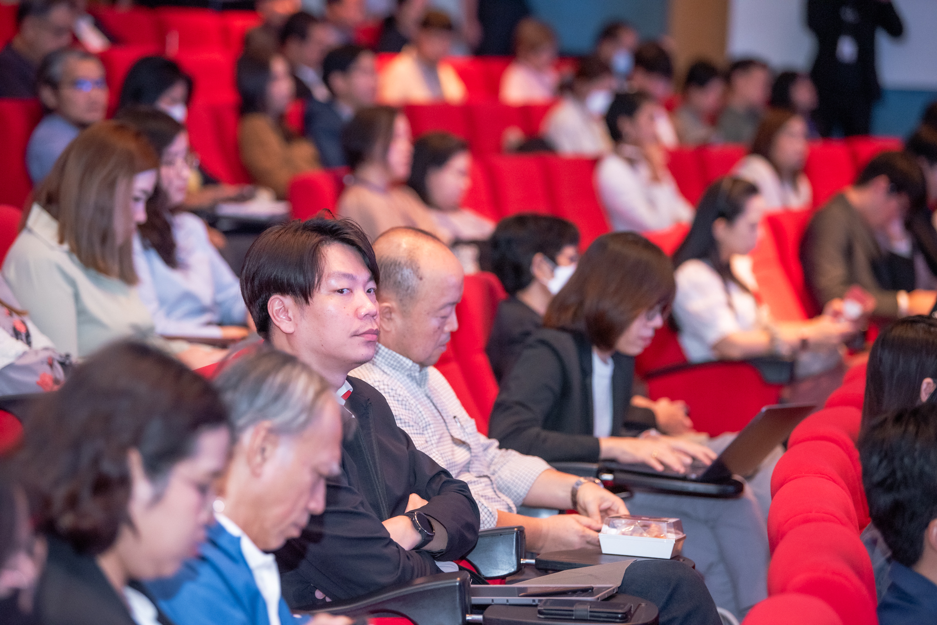 ภาพบรรยากาศผู้ร่วมงานสัมมนา Decoding Thailand’s AI Future: Strategy for Competitive Edge 