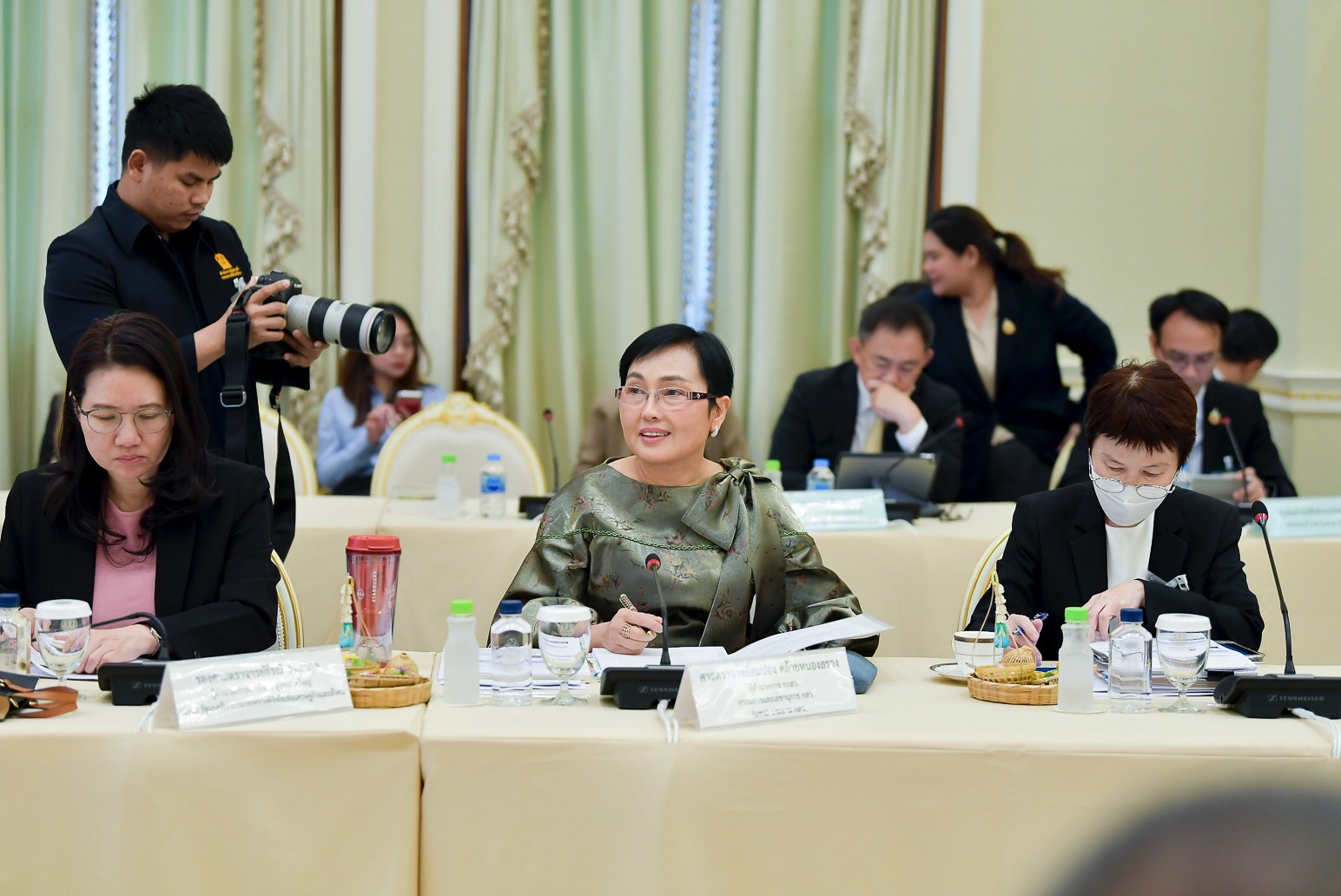 ภาพบรรยากาศการประชุม
