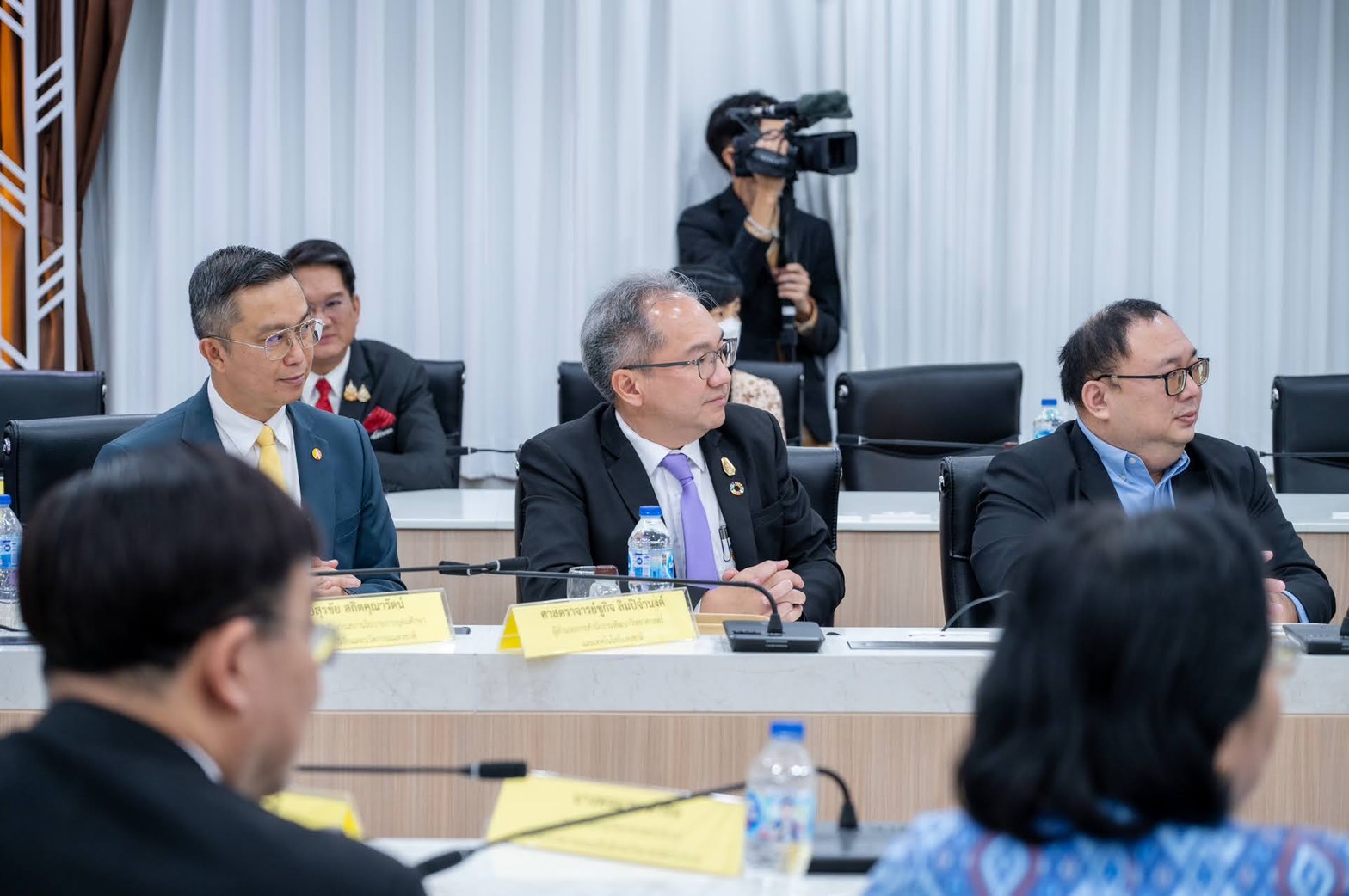 น.ส.สุดาวรรณ หวังศุภกิจโกศล รมว. การอุดมศึกษา วิทยาศาสตร์ วิจัยและนวัตกรรม (อว.) แถลงมอบนโยบายให้ผู้บริหารกระทรวง อว. 