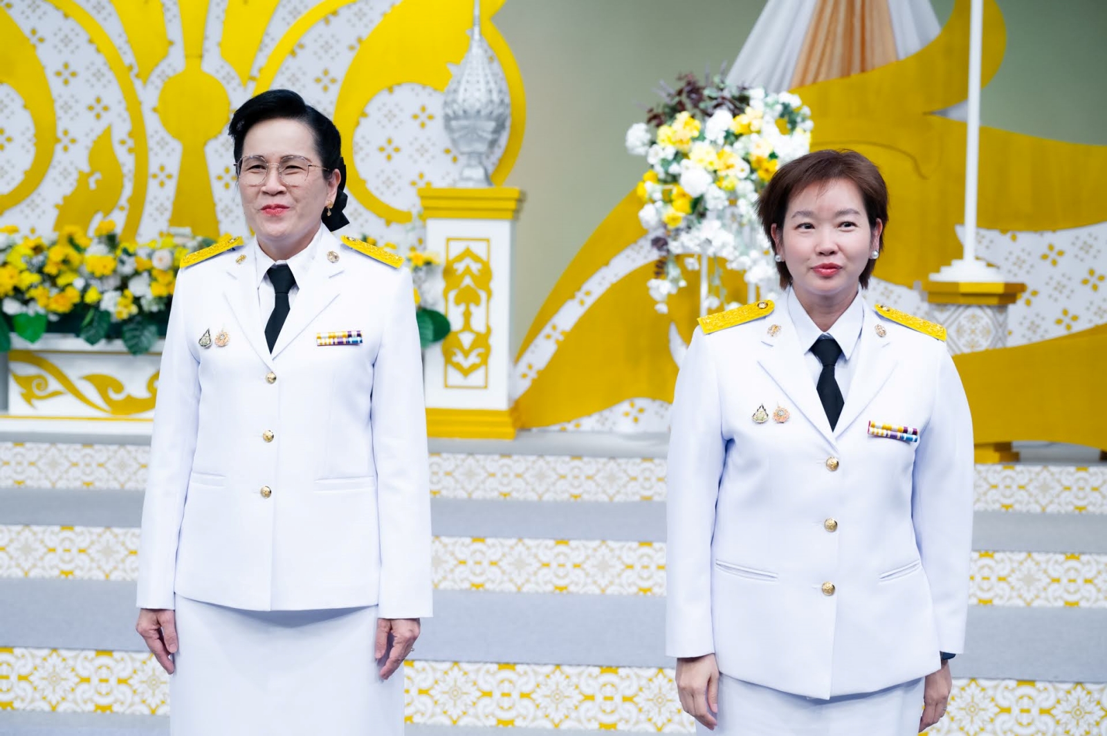 ภาพคณะผู้บริหาร สวทช. บันทึกเทปถวายพระพรชัยมงคล พระบาทสมเด็จพระวชิรเกล้าเจ้าอยู่หัว