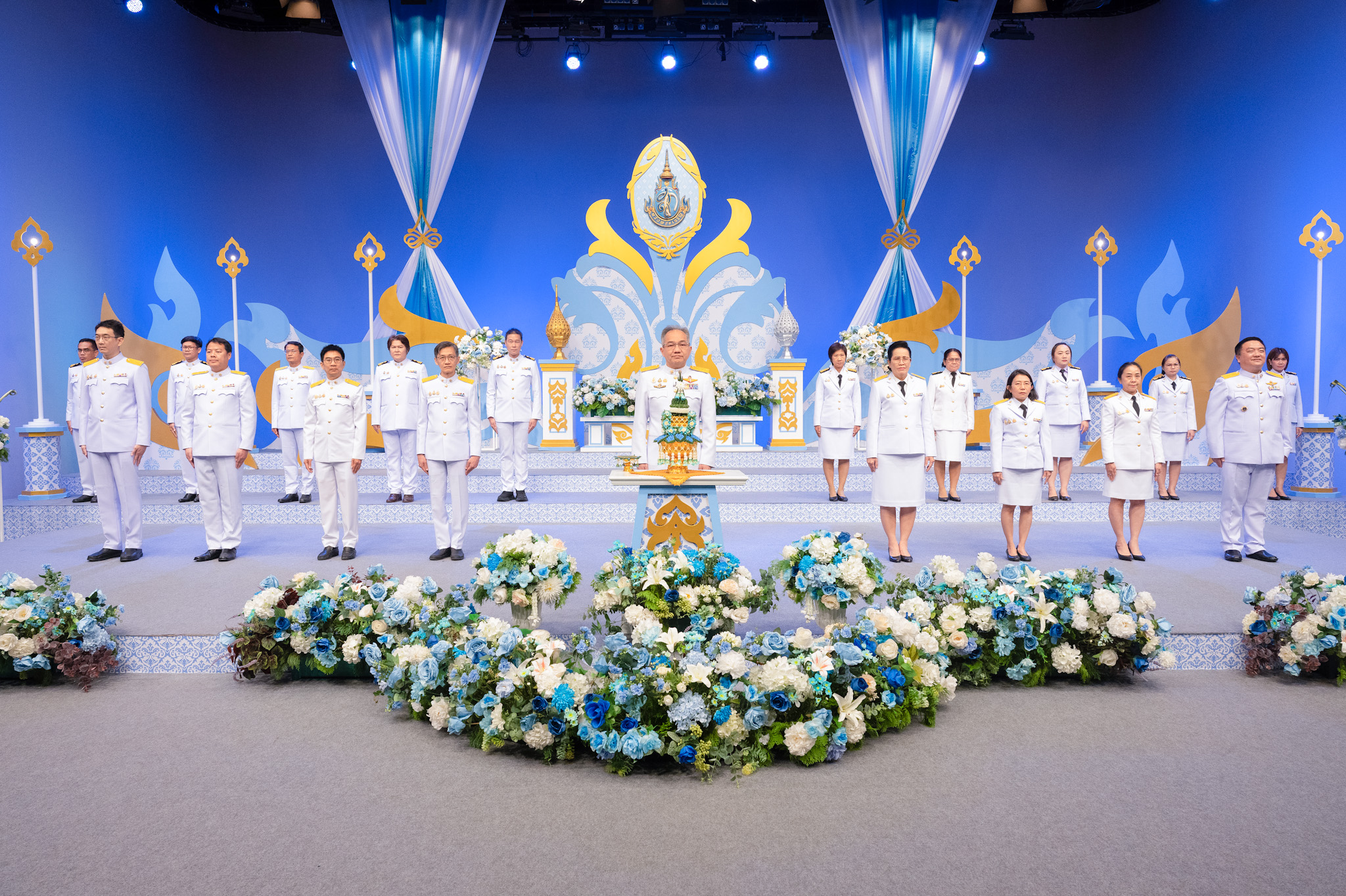 ภาพคณะผู้บริหารและบุคลากร สวทช. ร่วมบันทึกเทปโทรทัศน์ถวายพระพรชัยมงคล แด่สมเด็จพระนางเจ้าสิริกิติ์ พระบรมราชินีนาถ พระบรมราชชนนีพันปีหลวง เนื่องในวันเฉลิมพระชนมพรรษา 12 สิงหาคม 2568