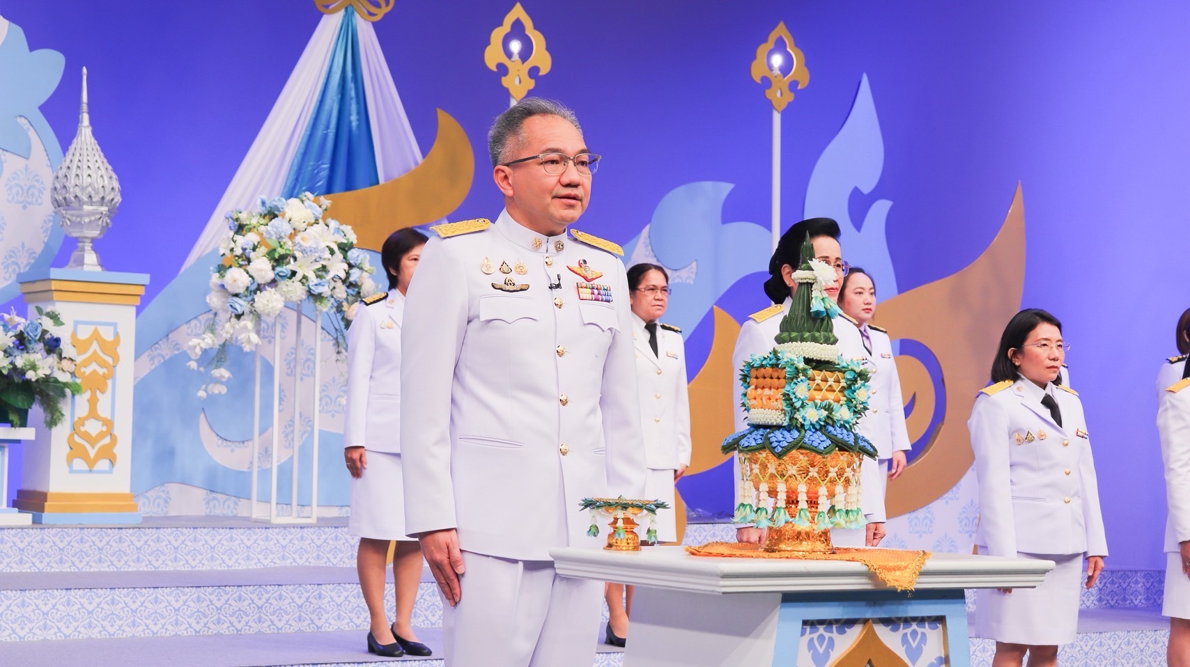 ศาสตราจารย์ ดร.ชูกิจ ลิมปิจำนงค์ ผู้อำนวยการ สวทช. 