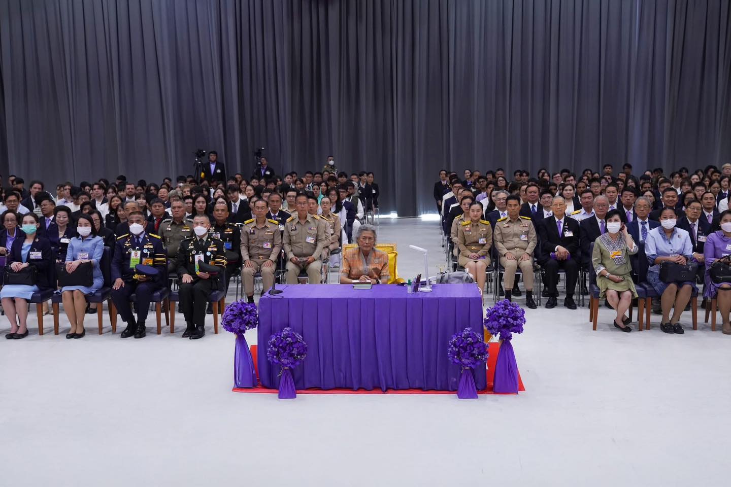 ภาพผู้ร่วมงาน