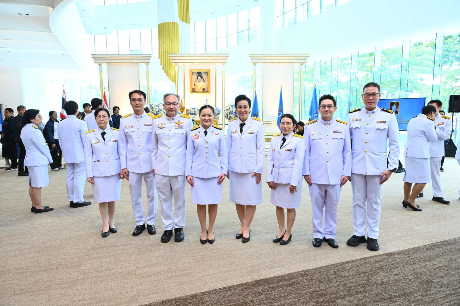 ภาพศาสตราจารย์ ดร.ชูกิจ ลิมปิจำนงค์ ผู้อำนวยการ สวทช. นำคณะผู้บริหารเข้าร่วมพิธี