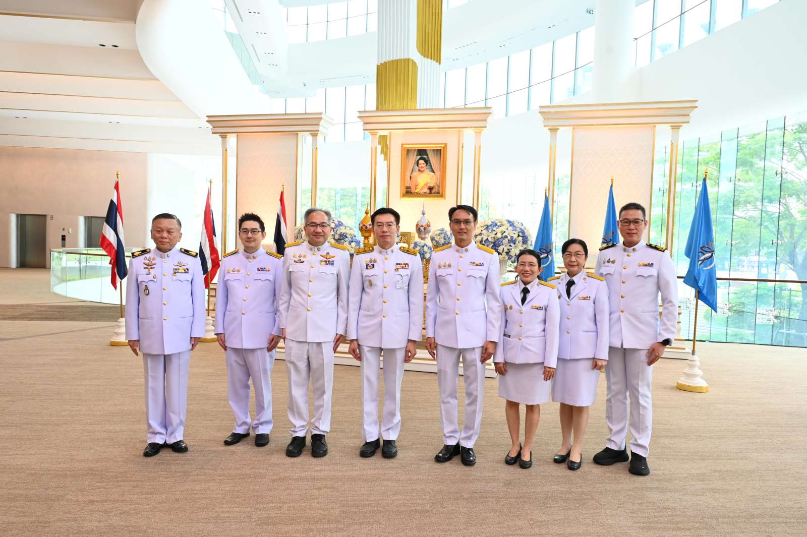 ภาพศาสตราจารย์ ดร.ชูกิจ ลิมปิจำนงค์ ผู้อำนวยการ สวทช. นำคณะผู้บริหารเข้าร่วมพิธี