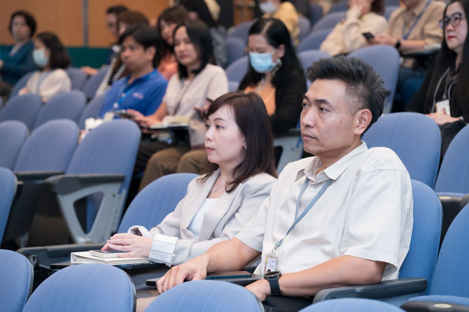 ภาพบรรยากาศผู้ร่วมงาน