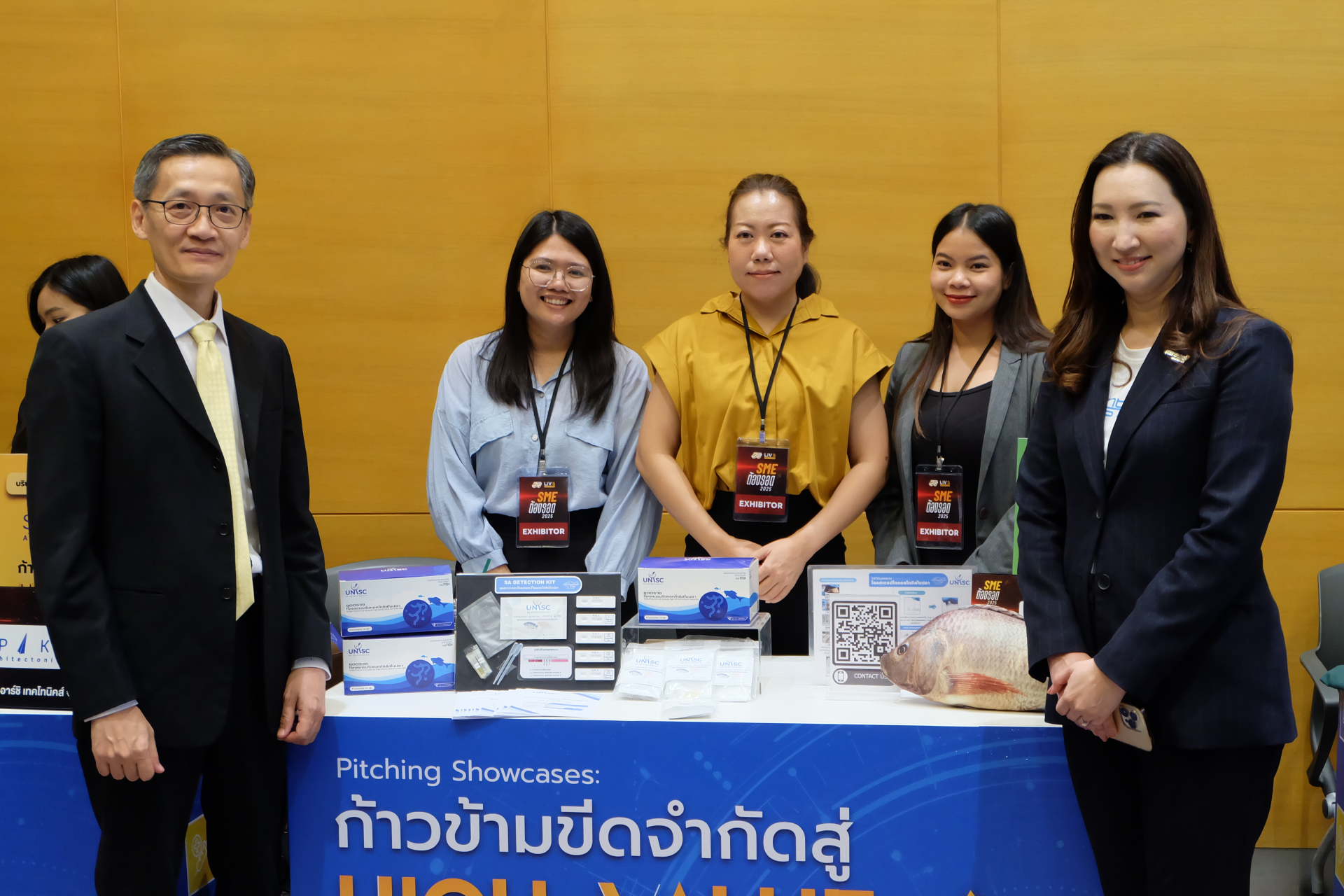 ภาพบูธ SME ต้องรอด 2025