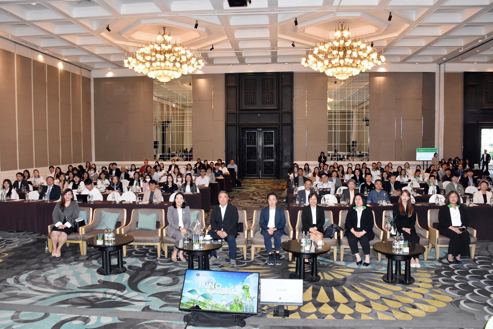 ภาพหมู่งาน AGRO2025
