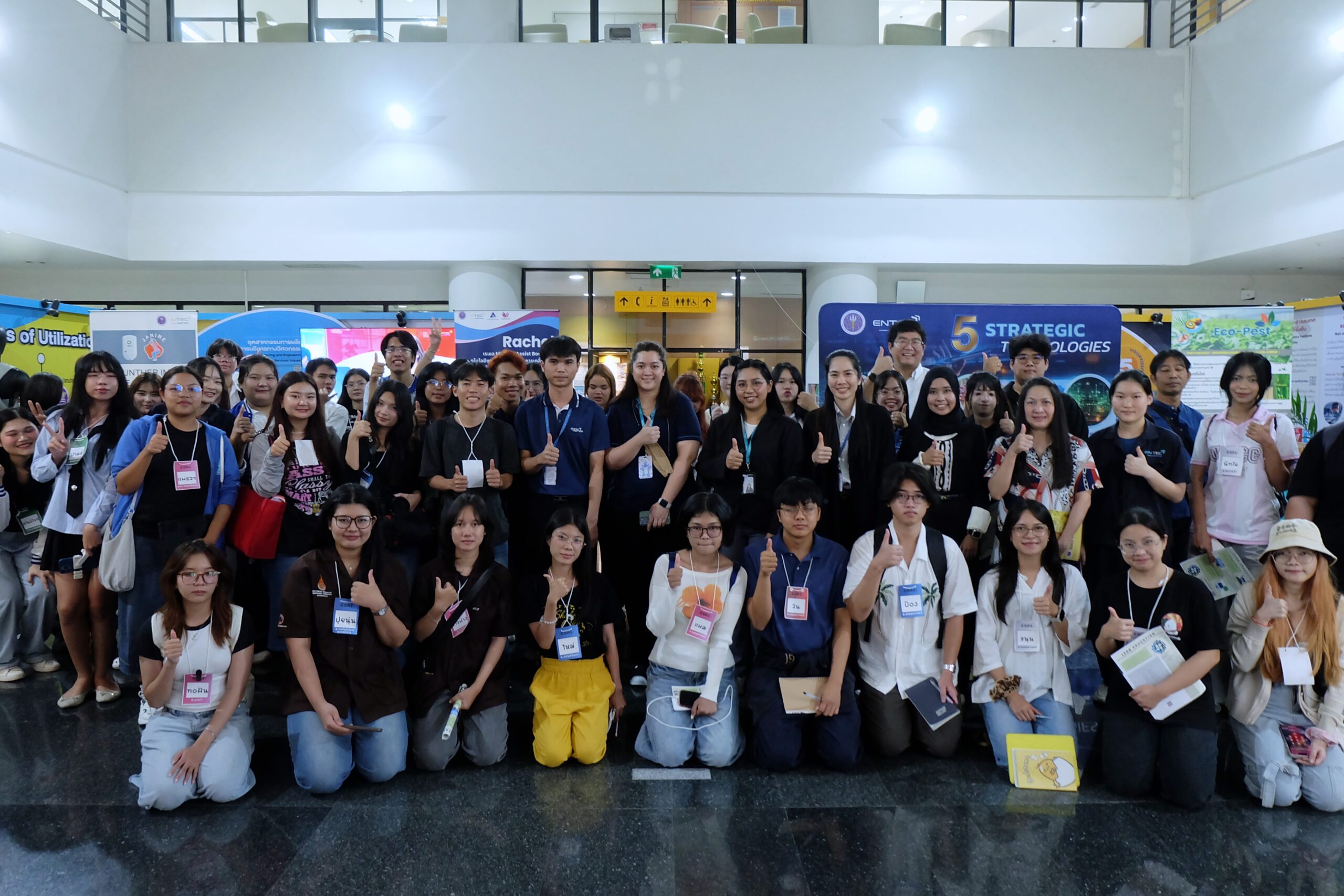 ภาพการบรรยายและเวิร์กชอปเพื่อเสริมทักษะการสื่อสารวิทยาศาสตร์