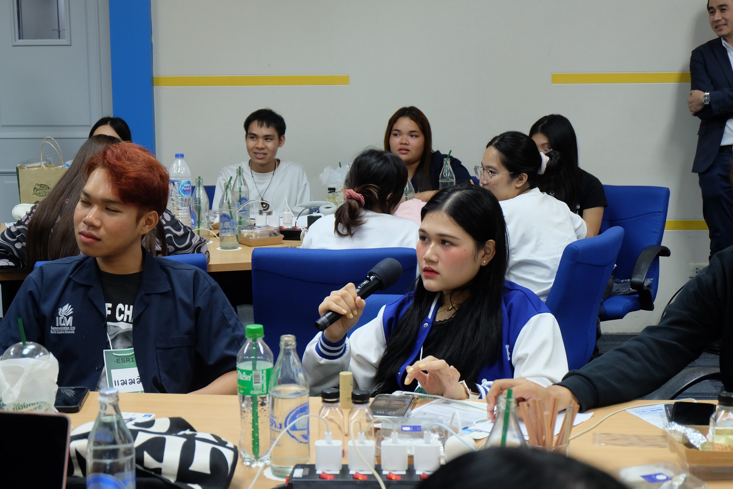 ภาพการบรรยายและเวิร์กชอปเพื่อเสริมทักษะการสื่อสารวิทยาศาสตร์