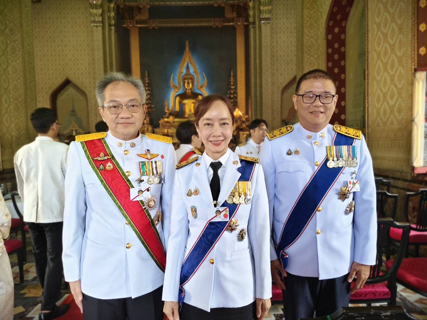 ภาพผู้อำนวยการ สวทช. ในพิธี หรือภาพบรรยากาศวัดเบญจมบพิตร