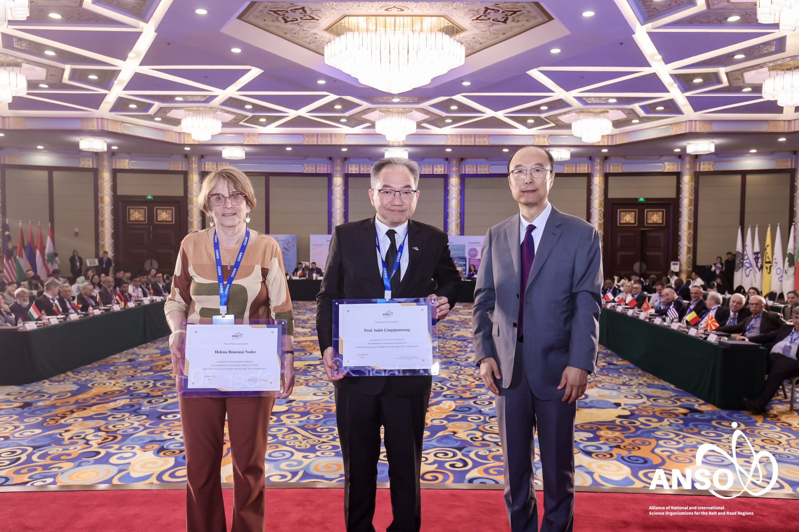 ภาพ ศ.ดร.ชูกิจ ลิมปิจำนงค์ ผู้อำนวยการ สวทช. เข้าร่วมการประชุม ANSO Governing Board ณ กรุงปักกิ่ง ประเทศจีน