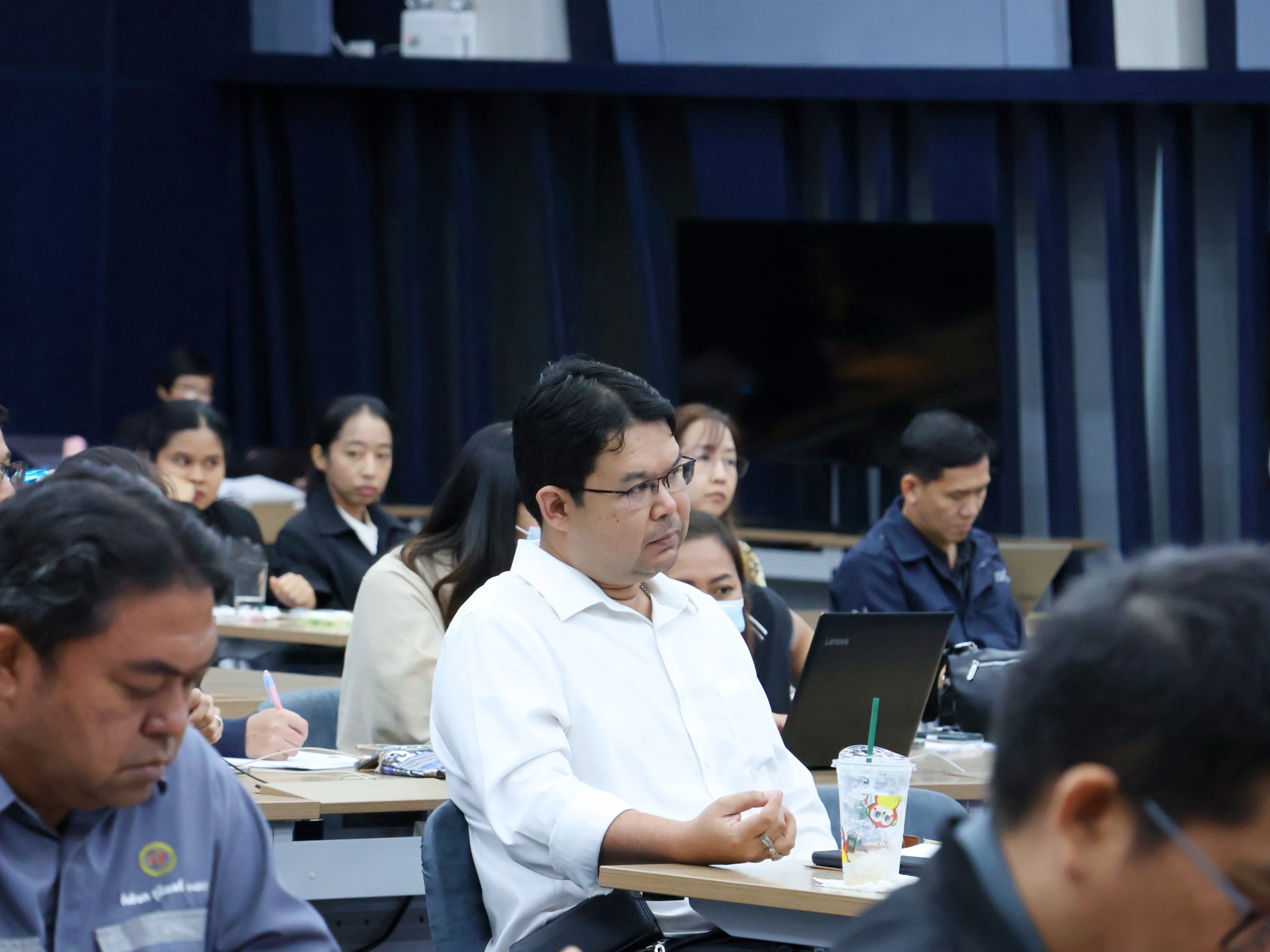 ภาพบรรยากาศการทำกิจกรรมกลุ่ม Workshop เพื่อวิเคราะห์สถานภาพองค์กรด้านอุตสาหกรรมเหมืองแร่