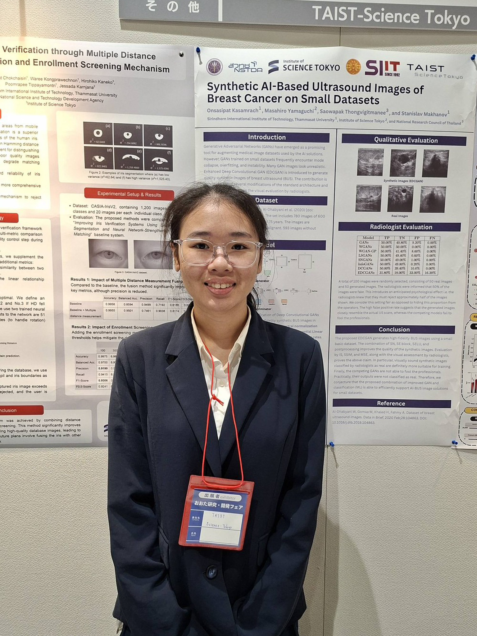 ภาพ นักศึกษาโครงการ TAIST–Science Tokyo ยืนหน้าผลงาน