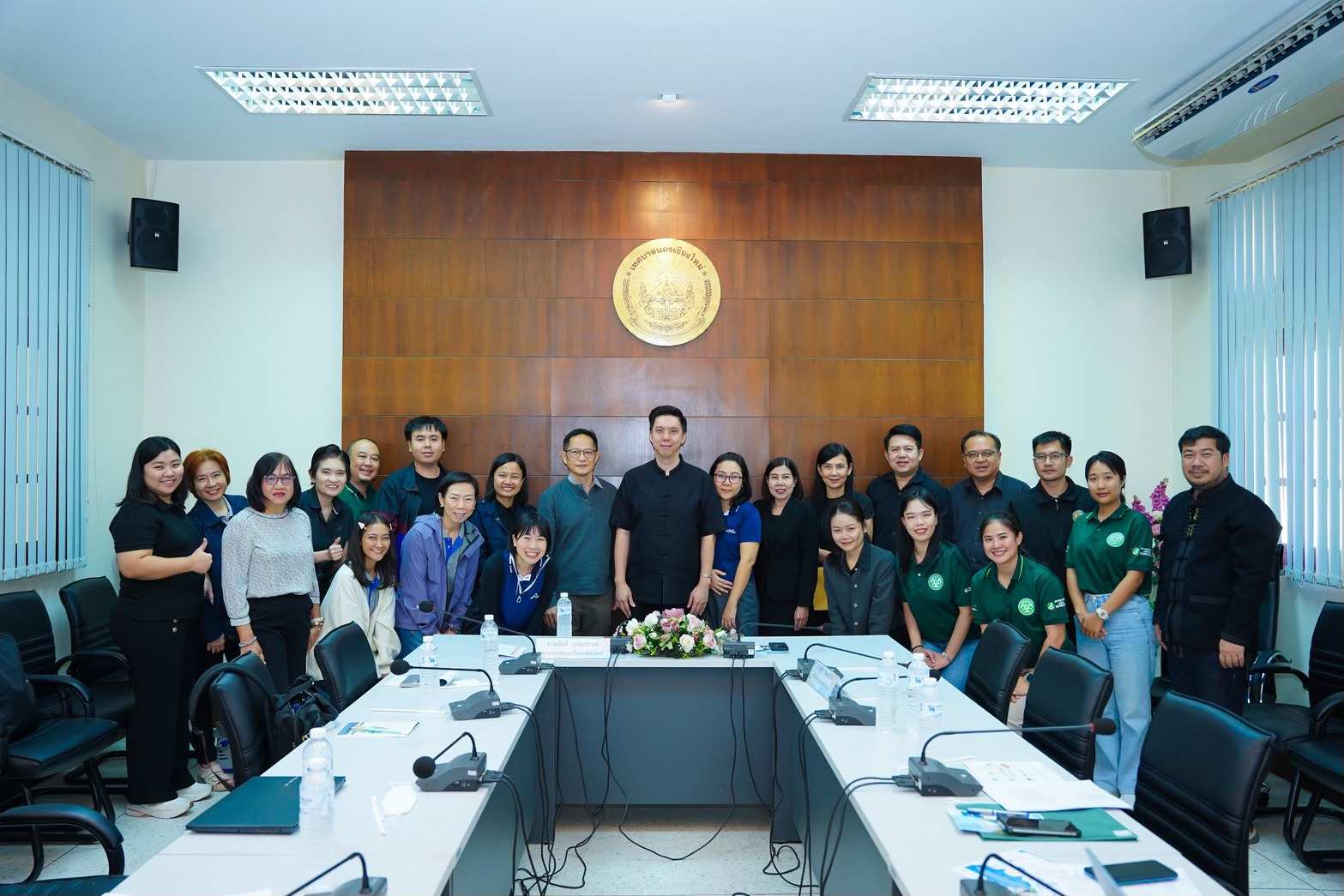 ภาพการหารือร่วมกับนายกเทศมนตรีนครเชียงใหม่