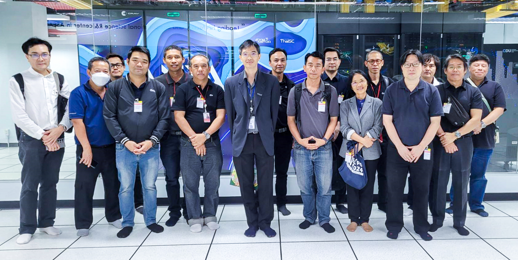 ภาพหมู่การเยี่ยมชม