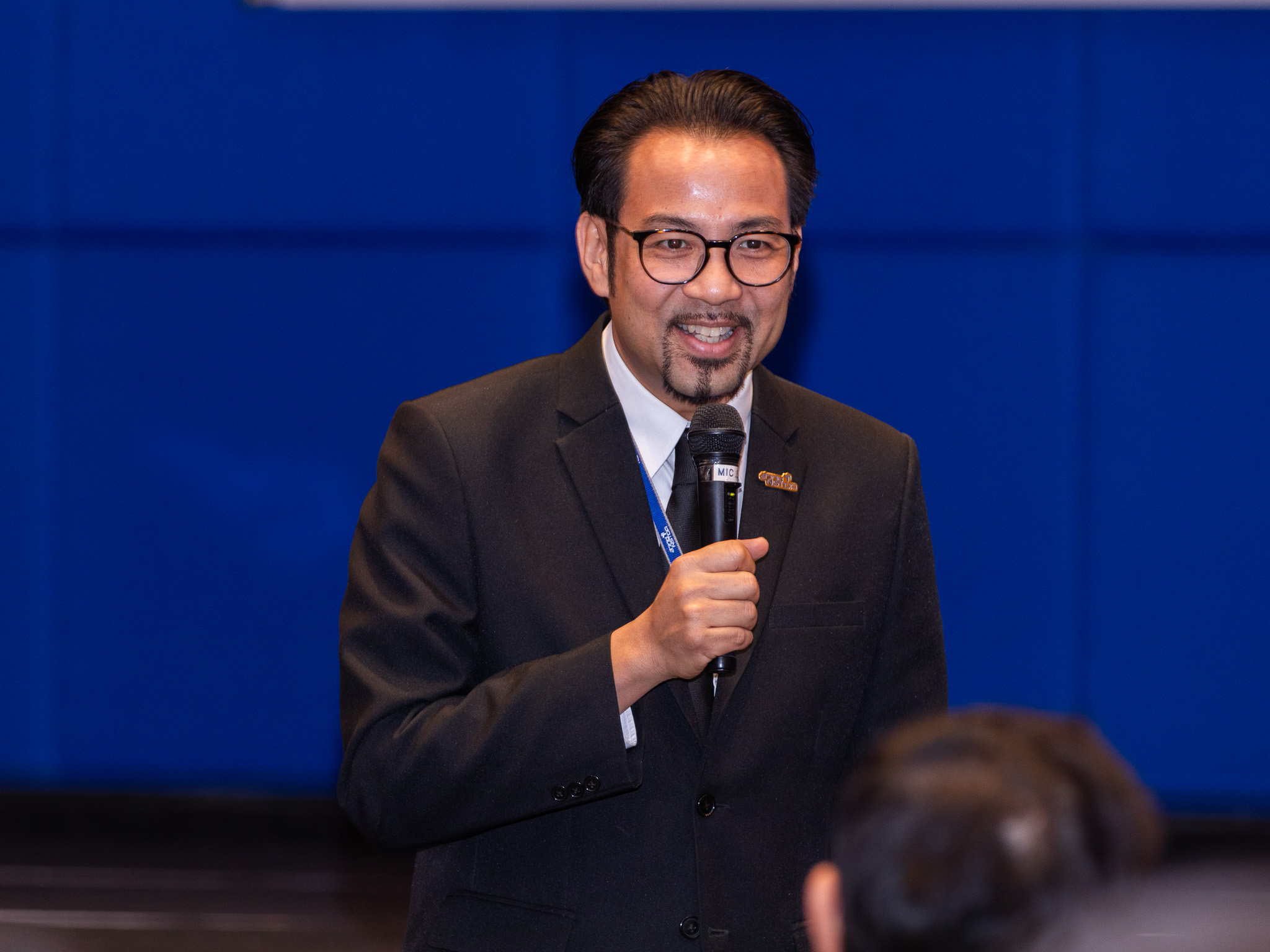 ภาพ: ดร.วรวรงค์ รักเรืองเดช รองผู้อำนวยการ สวทช. กล่าวต้อนรับคณะศึกษาดูงาน