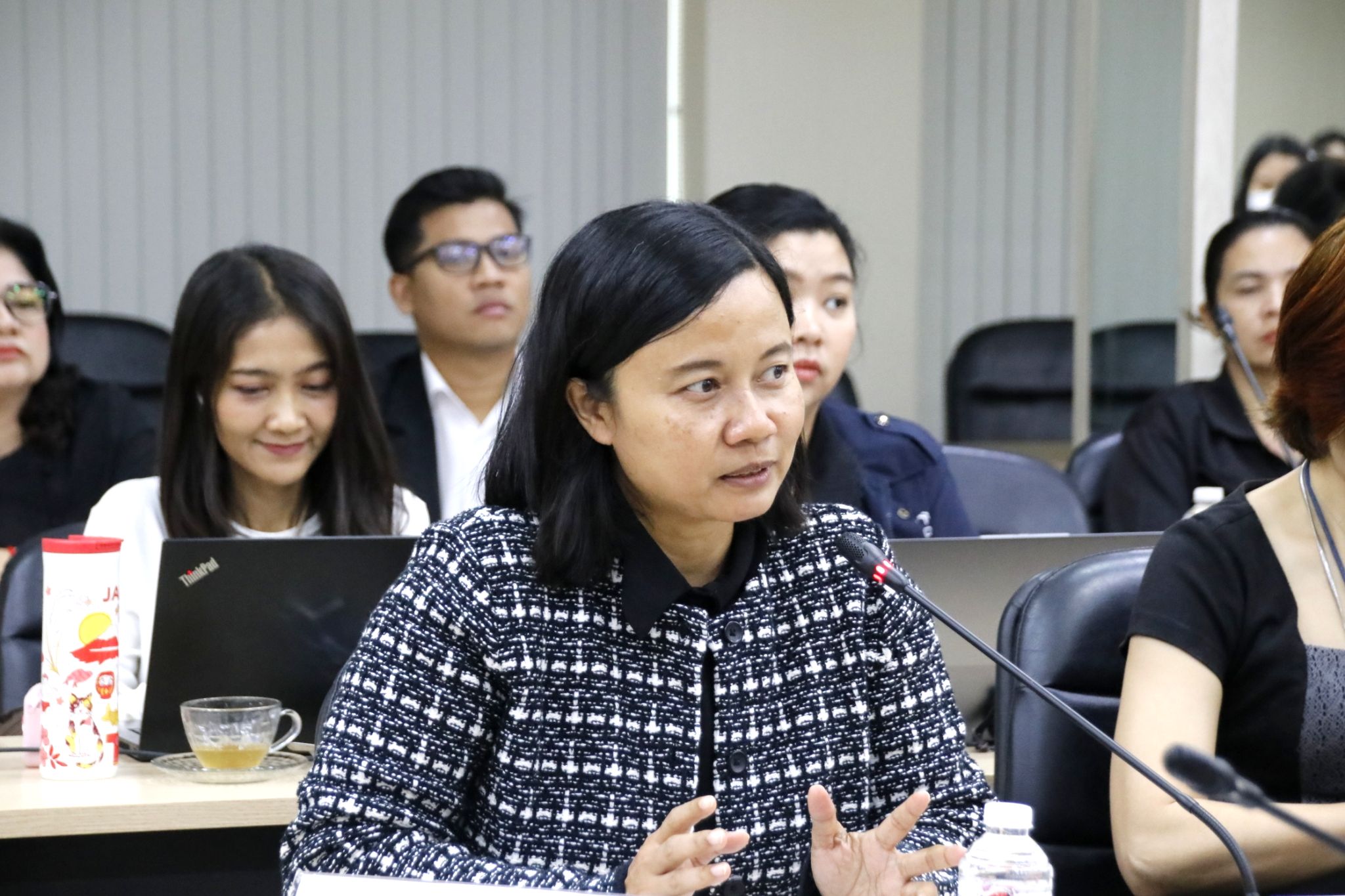 ภาพดร.ปัทมาพร ประชุมรัตน์ นักวิจัยนโยบายอาวุโส และหัวหน้าโครงการ Food Bank สวทช. 
