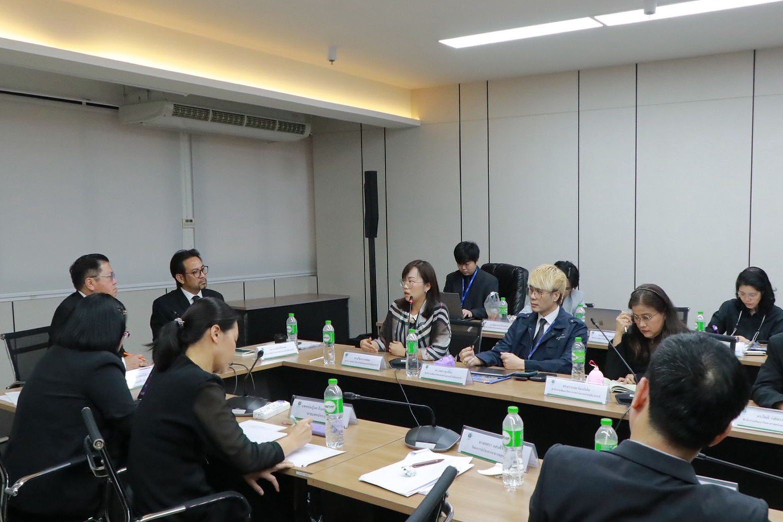 ภาพบรรยากาศการประชุมหารือ