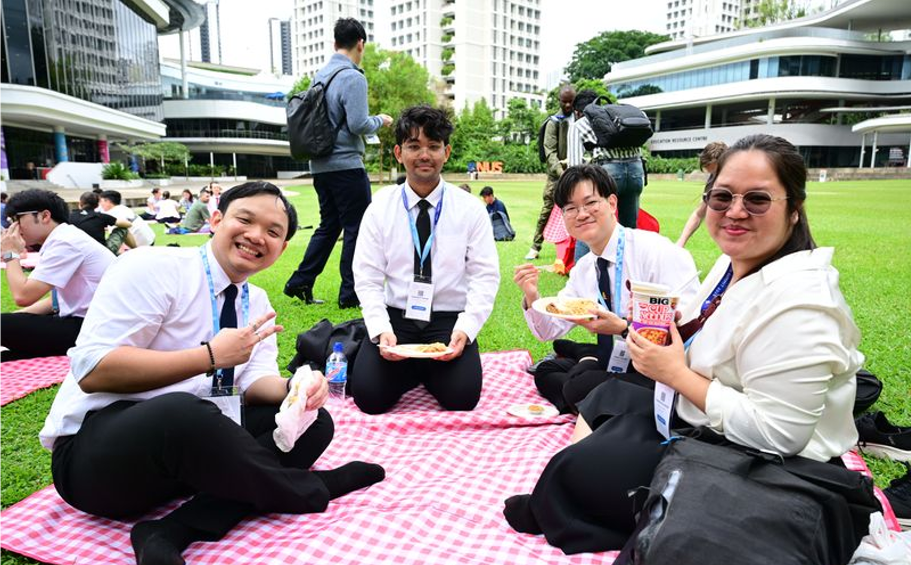 ภาพนางสาวธนกานต์ ปลัดกอง นักศึกษาปริญญาเอก ภาควิชาชีวเคมี คณะวิทยาศาสตร์ มหาวิทยาลัยมหิดล พูดถึงความรู้สึกที่ได้รับโอกาสในครั้งนี้่