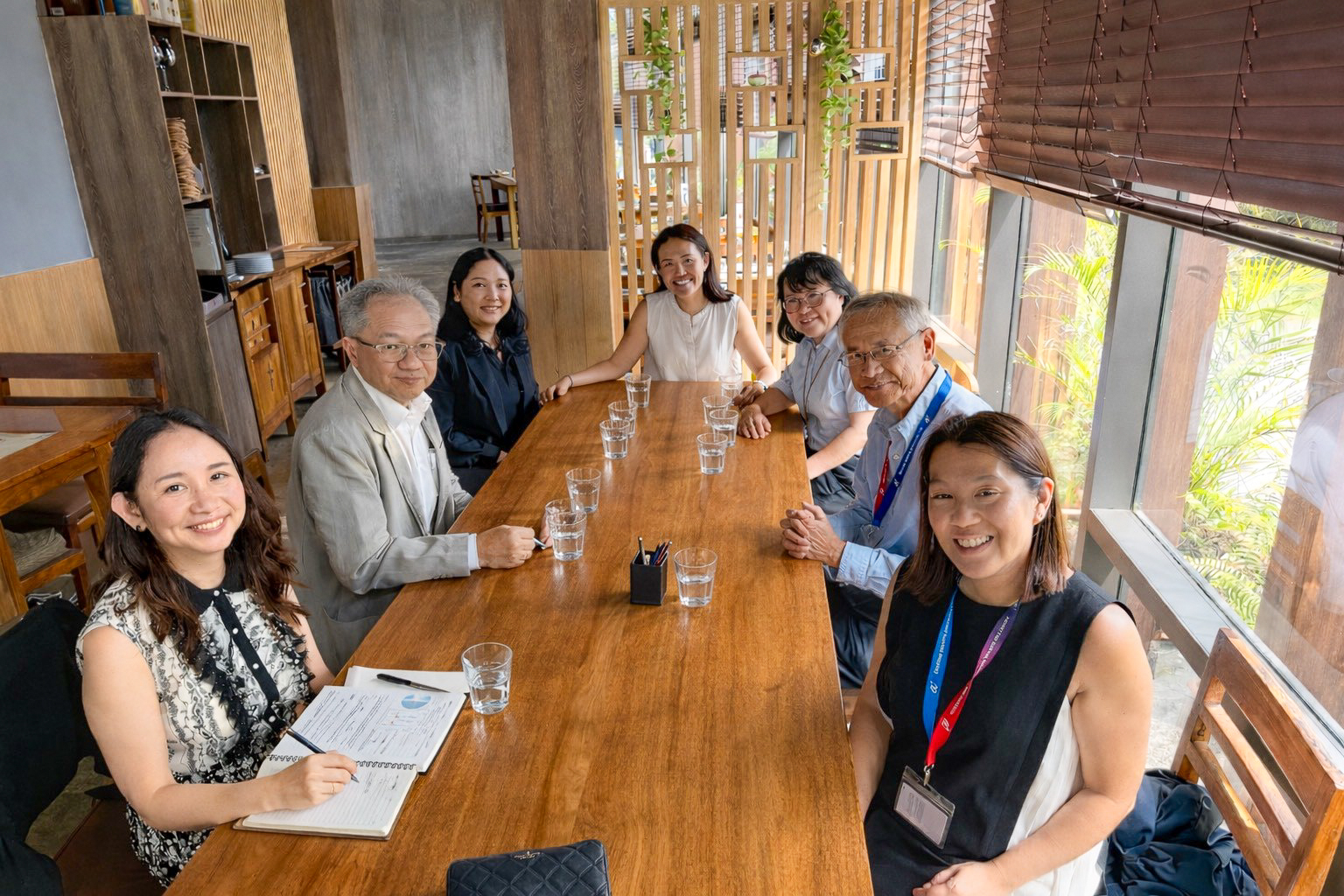 ภาพ: ผู้บริหาร สวทช. นำโดย ศ.ดร.ชูกิจ ลิมปิจำนงค์ ประชุมหารือความร่วมมือด้าน AI และการแพทย์ ร่วมกับผู้บริหาร A*STAR ณ ประเทศสิงคโปร์