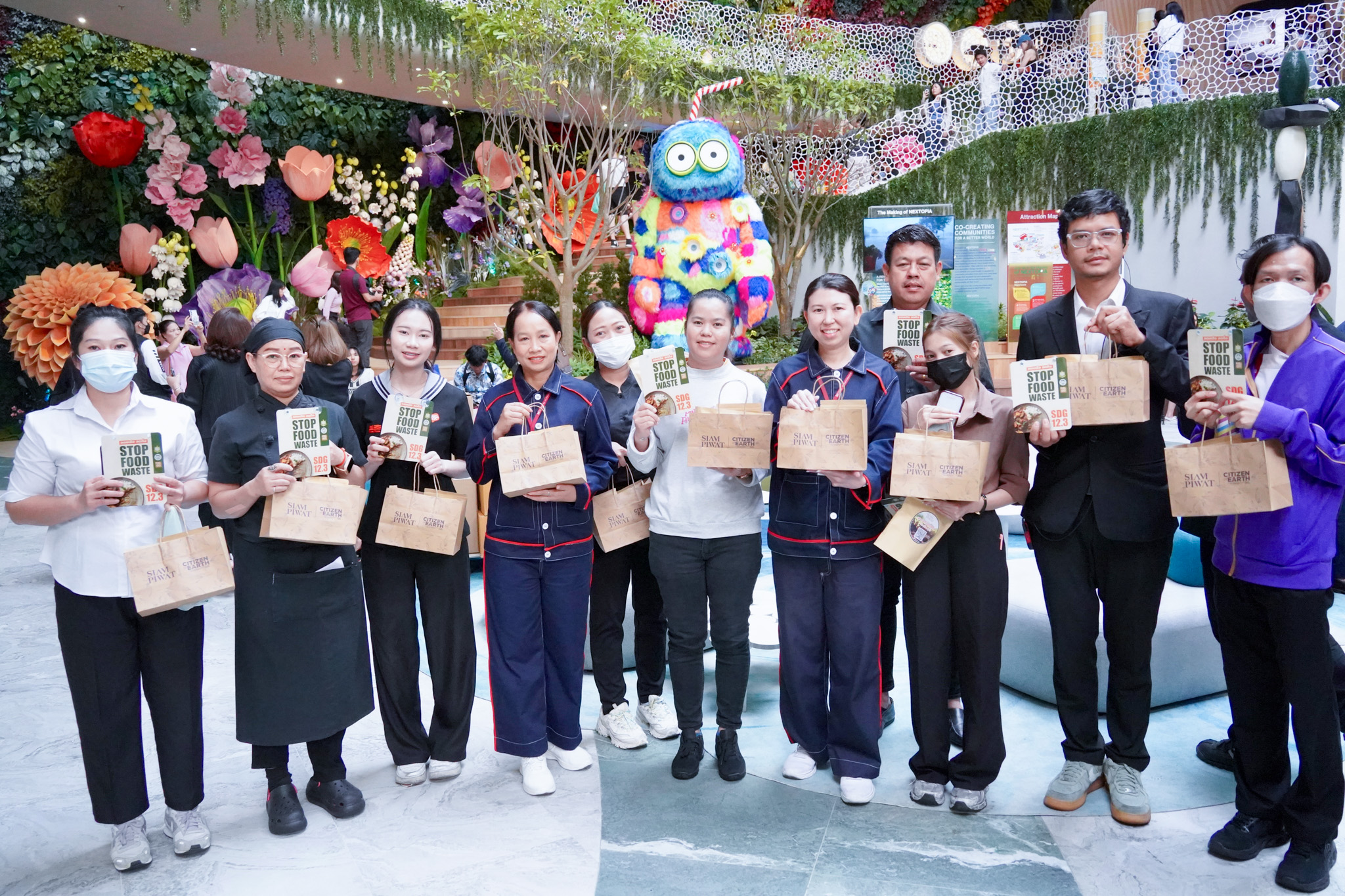 ภาพ ประชานเข้าร่วม Kick Off โครงการลดขยะอาหาร