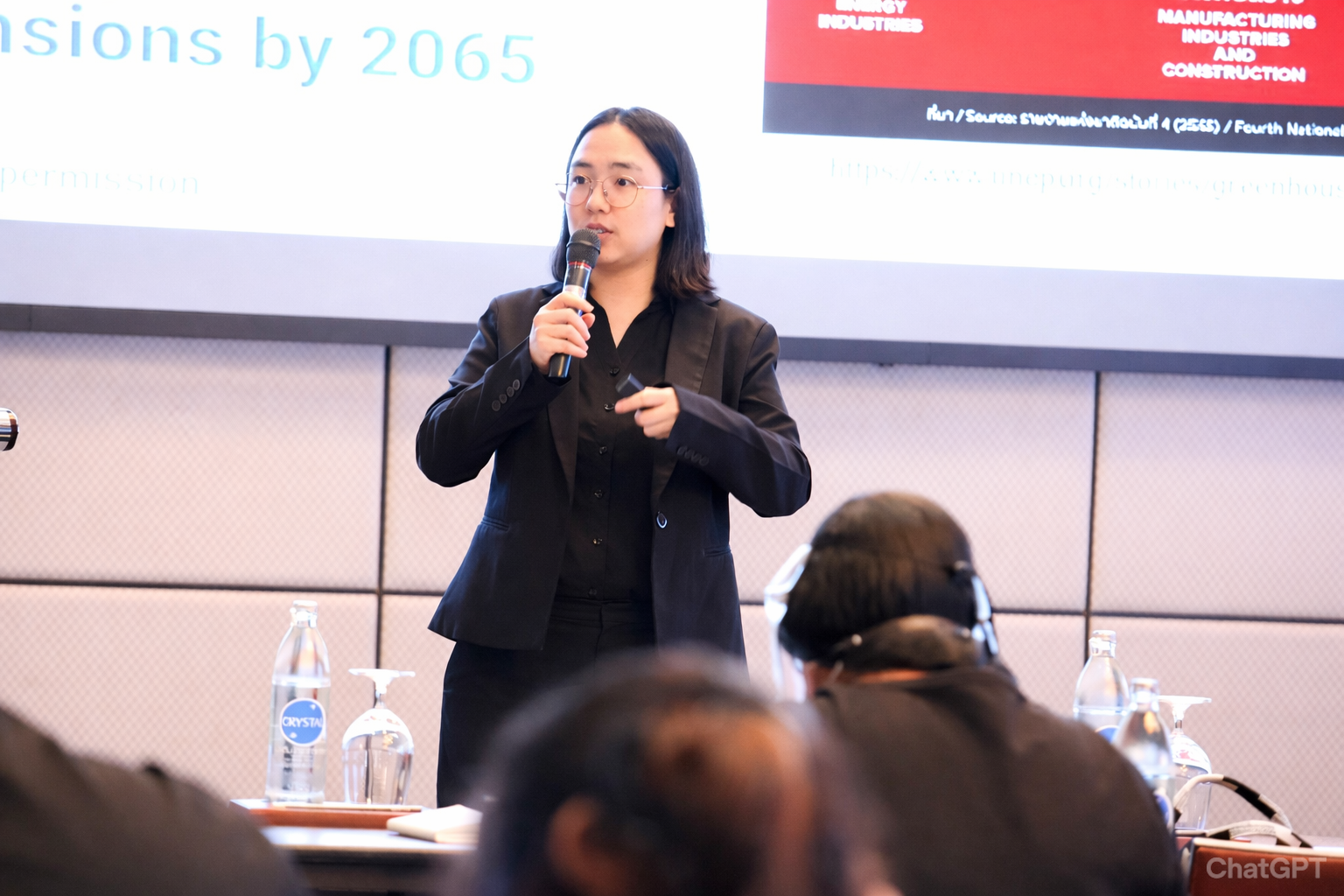 ภาพดร.จิราวรรณ มงคลธนทรรศ หัวหน้าทีมวิจัยเทคโนโลยีระบบกักเก็บพลังงาน กลุ่มวิจัยนวัตกรรมพลังงาน ENTEC สวทช. 