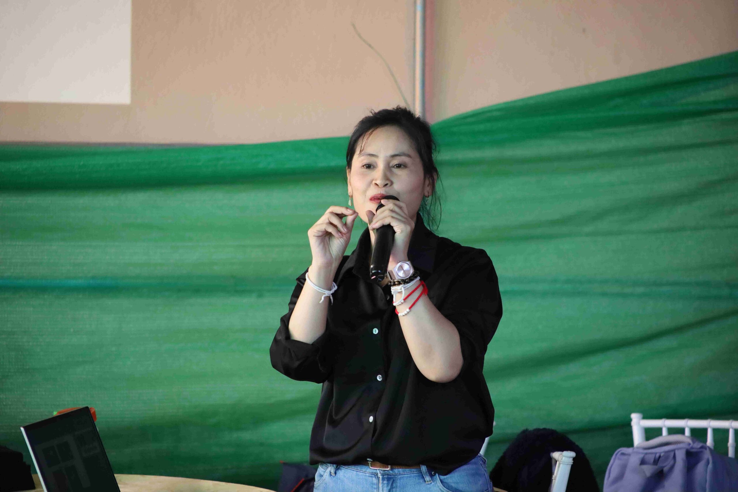 ภาพ ดร.อัมพวา ปินเรือน นักวิจัยไบโอเทค และหัวหน้าโครงการ