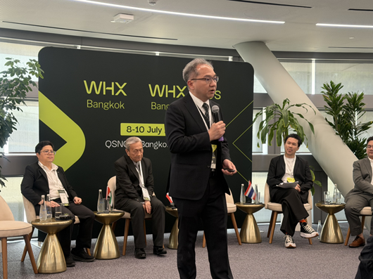 ภาพศาสตราจารย์ ดร.ชูกิจ ลิมปิจํานงค์ ในงาน WHX Dubai 2026 ณ สหรัฐอาหรับเอมิเรตส์