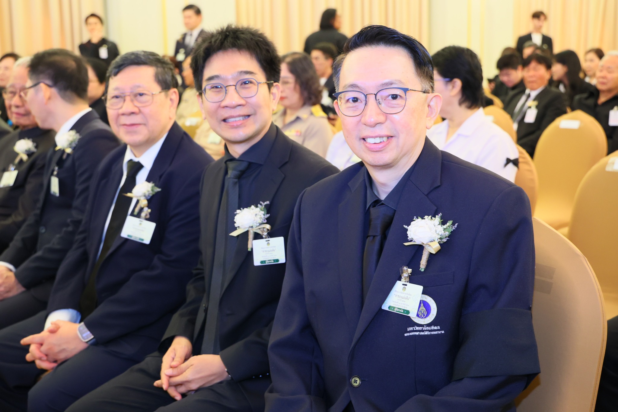 ภาพบรรยากาศผู้ร่วมงาน