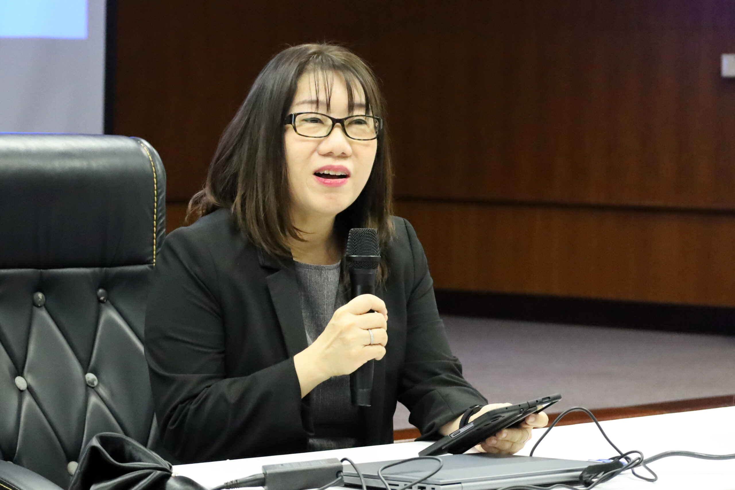 ภาพบรรยากาศการเยี่ยมชมและประชมหารือ