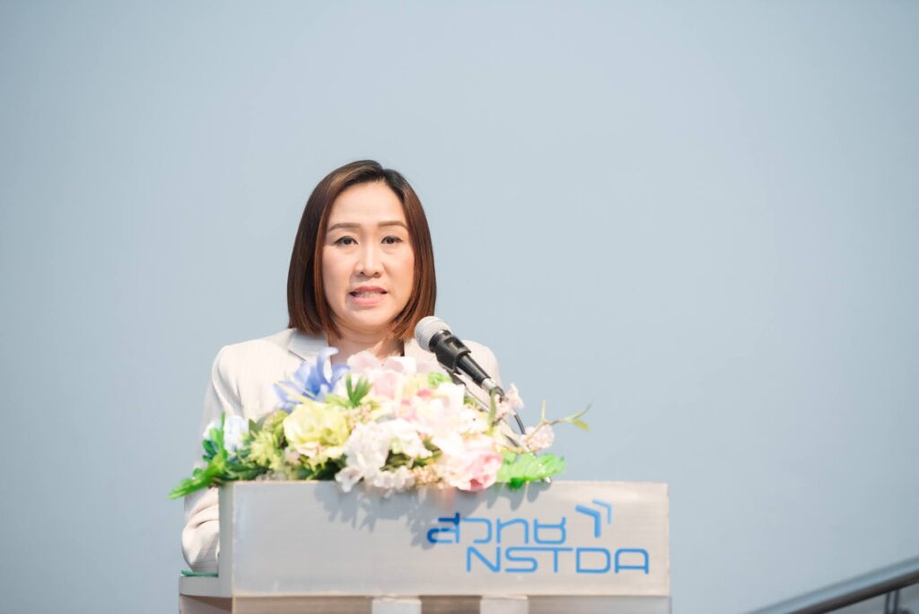 ผู้บริหารและผู้แทนหน่วยงานร่วมกล่าวต้อนรับและให้โอวาทแก่ผู้เข้าร่วมโครงการฝึกทักษะวิจัยภาคฤดูร้อน ปี 2569