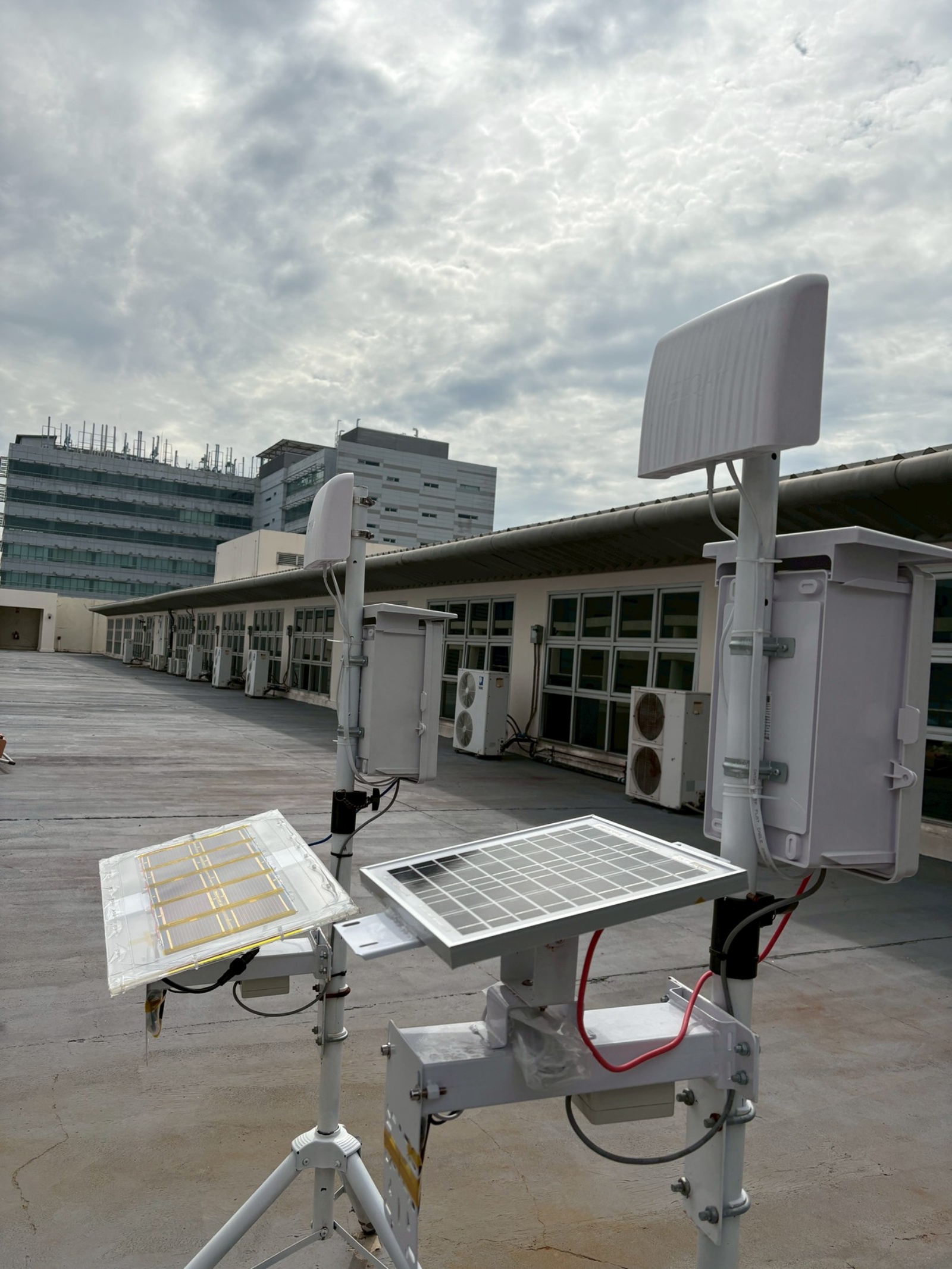 ภาพต้นแบบงานวิจัยเซลล์แสงอาทิตย์เพอรอฟสไกต์ 2