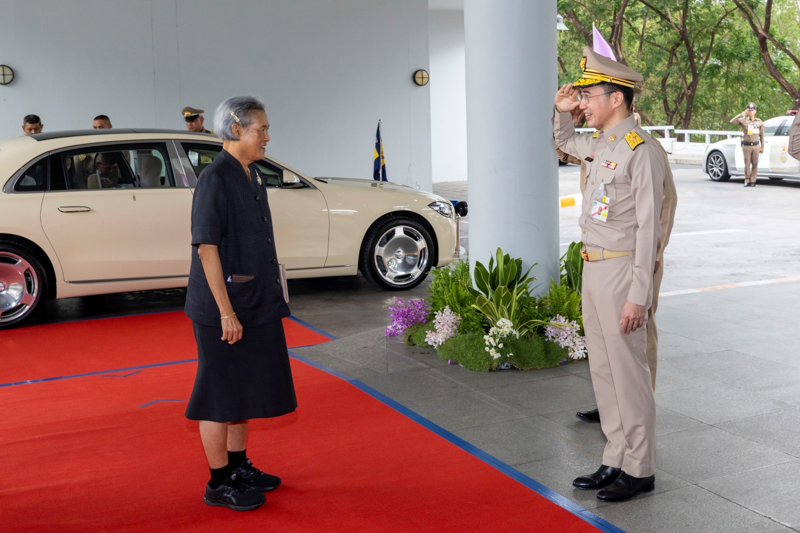 ภาพ ศาสตราจารย์ยศชนัน วงศ์สวัสดิ์ รองนายกรัฐมนตรี และรัฐมนตรีว่าการกระทรวง อว. กราบบังคมทูลรายงานวัตถุประสงค์การจัดงาน NAC2026 