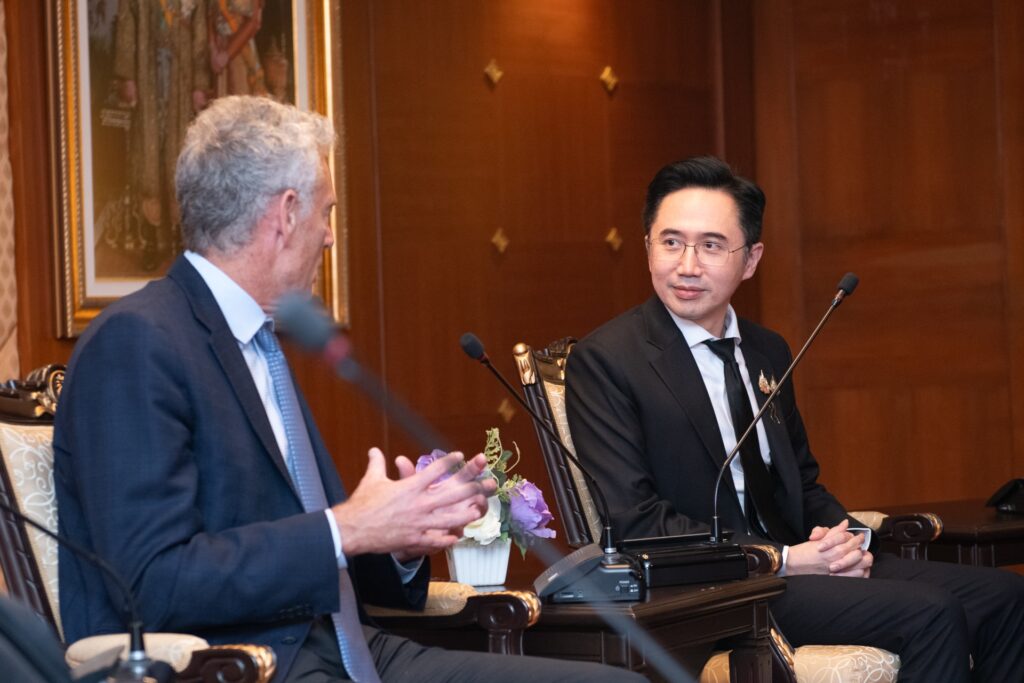 ภาพ: ผู้บริหารกระทรวง อว. และ Lumentum แลกเปลี่ยนวิสัยทัศน์เพื่อยกระดับขีดความสามารถด้านเทคโนโลยีและนวัตกรรมของไทย