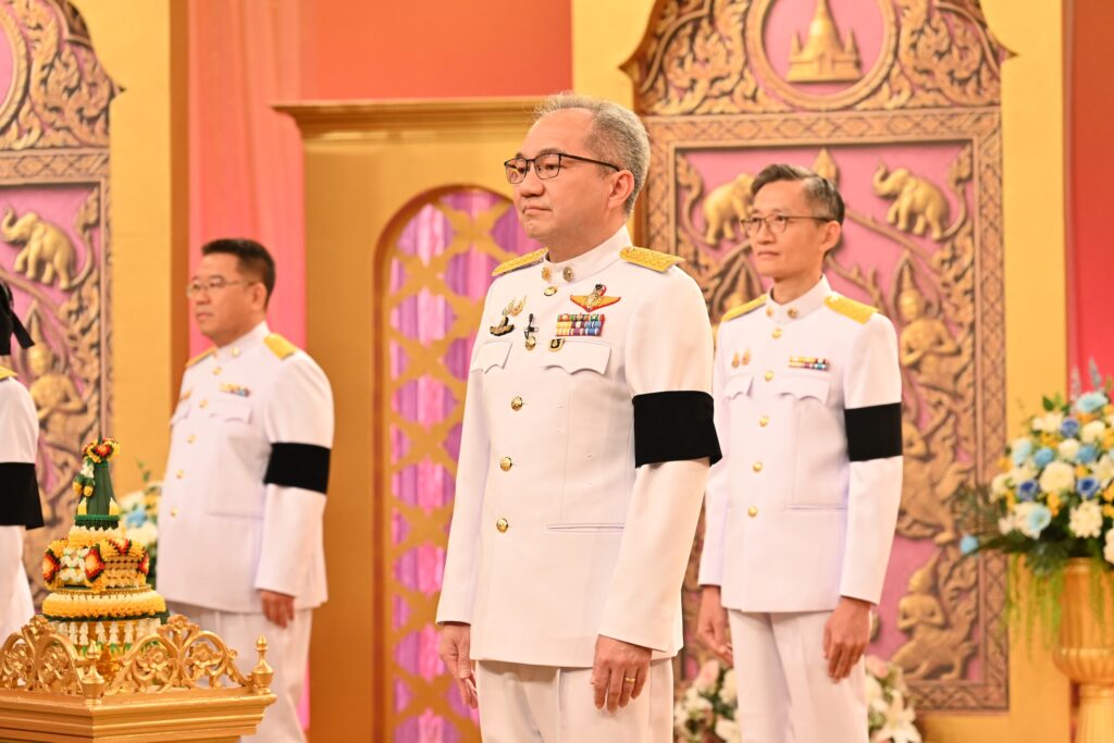 ภาพ: ศาสตราจารย์ ดร.ชูกิจ ลิมปิจำนงค์ ผู้อำนวยการ สวทช. เป็นประธานในการบันทึกเทปถวายพระพรชัยมงคล