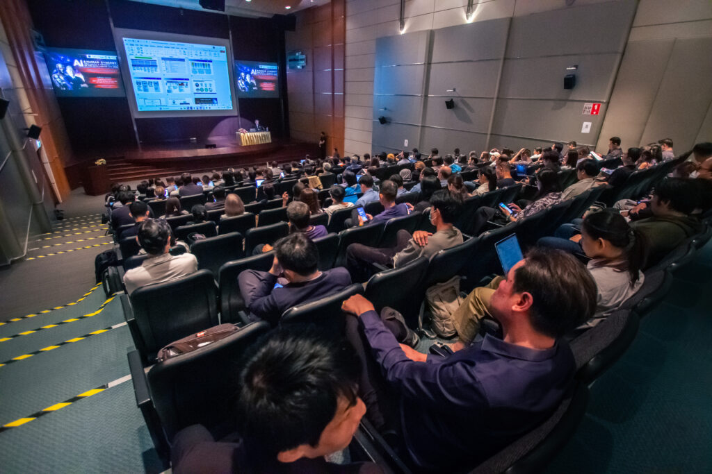 ภาพบรรยากาศงานสัมมนา AI & Human Synergy 2026 โดย สวทช. และพันธมิตร ภายในอาคารซอฟต์แวร์พาร์ค