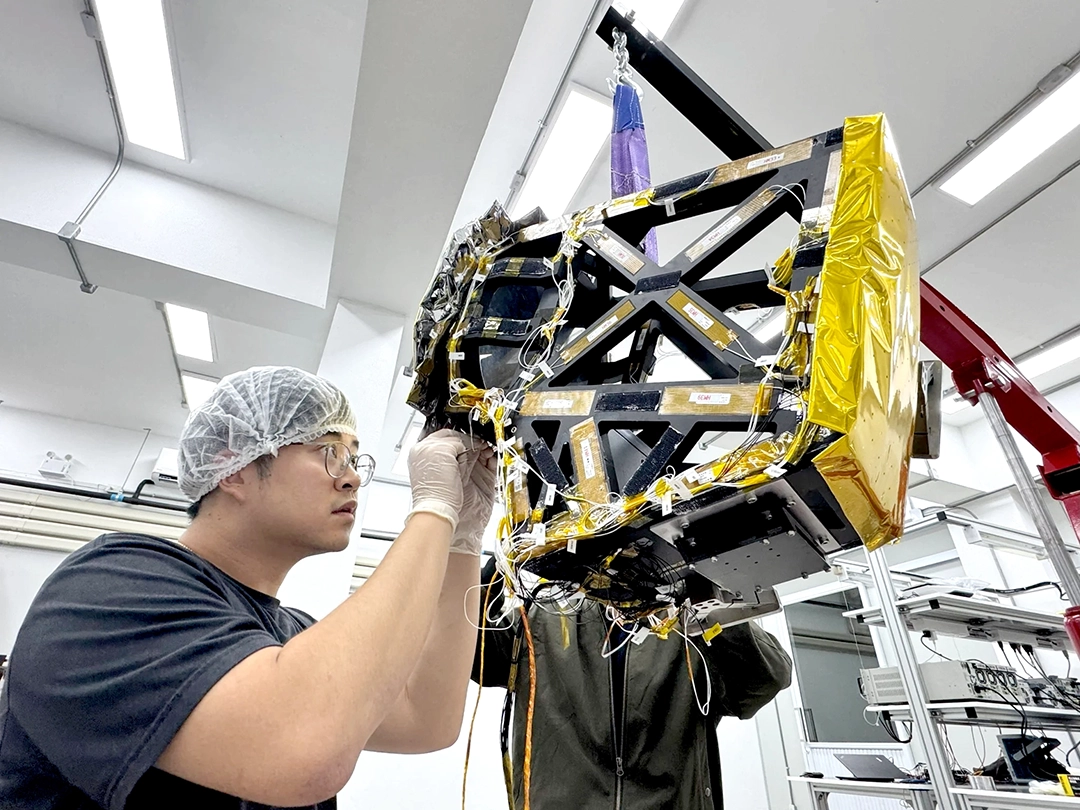 Thai satellite component manufacturing technology, focusing on battery pack engineering and materials designed for extreme environments.