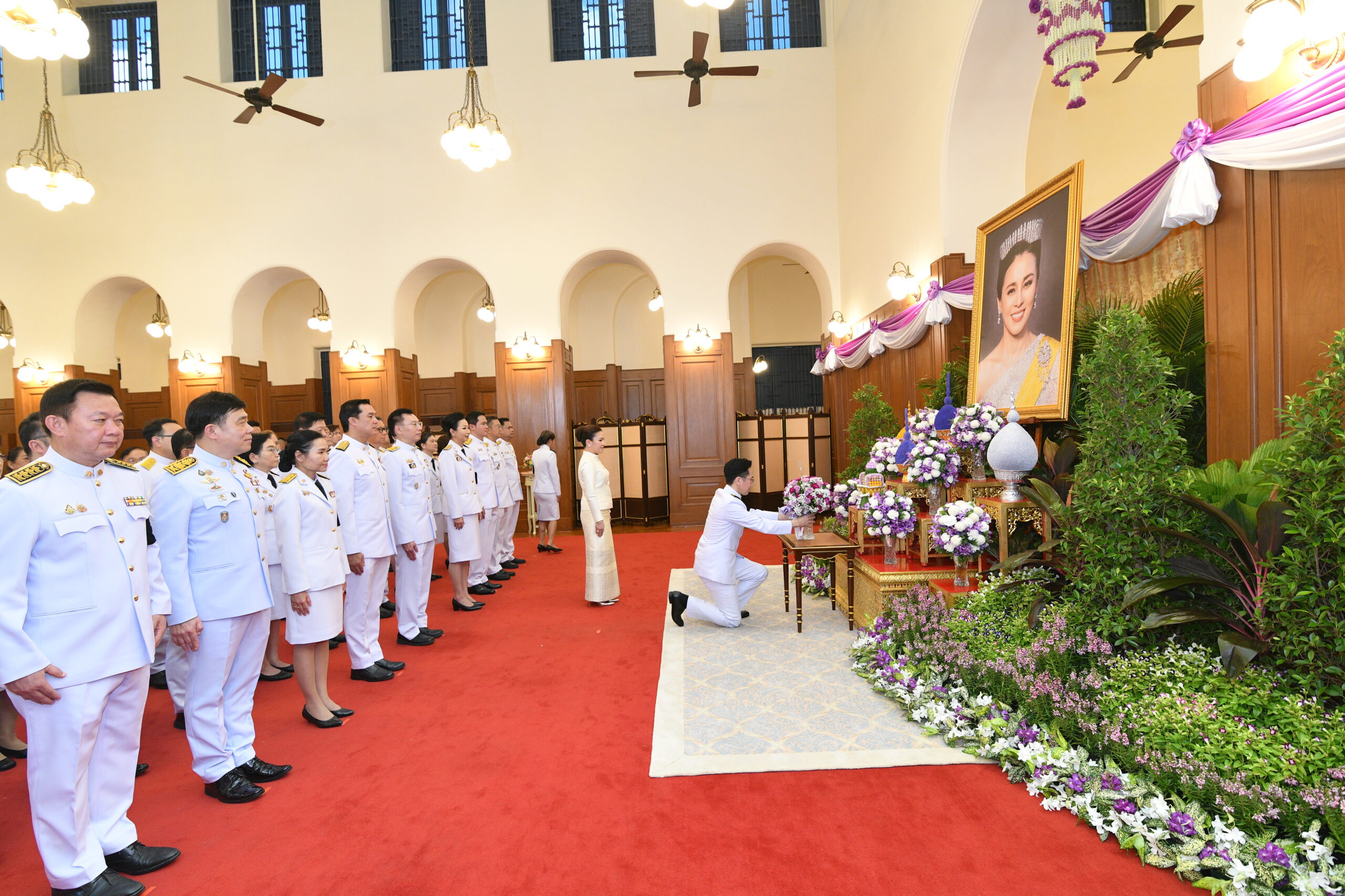 ภาพอว. ร่วมพิธีเจริญพระพุทธมนต์ ทำบุญตักบาตรถวายพระราชกุศล และลงนามถวายพระพรชัยมงคล
เนื่องในโอกาสมหามงคลเฉลิมพระชนมพรรษา 4 รอบ สมเด็จพระนางเจ้า ฯ พระบรมราชินี 3 มิถุนายน 2569