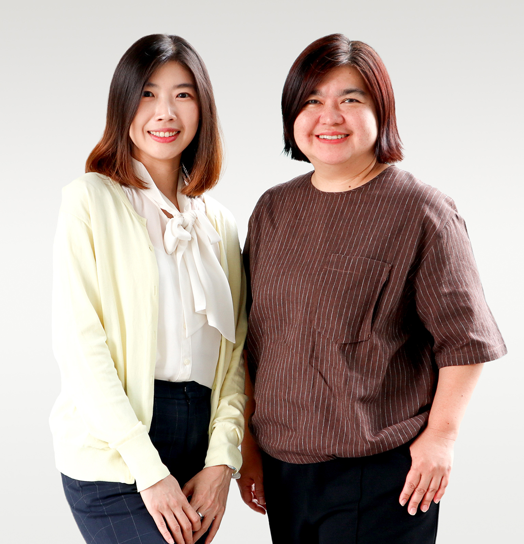 สพ.ญ. ดร.ปรารถนา ตัญญะปัญญาชน และดร.ณัฎฐิกา แสงกฤช นาโนเทค สวทช. ผู้พัฒนาผลิตภัณฑ์ Turrica จากสารสกัดบัวบกและขมิ้นชันด้วยเทคโนโลยีนาโนอิมัลชัน