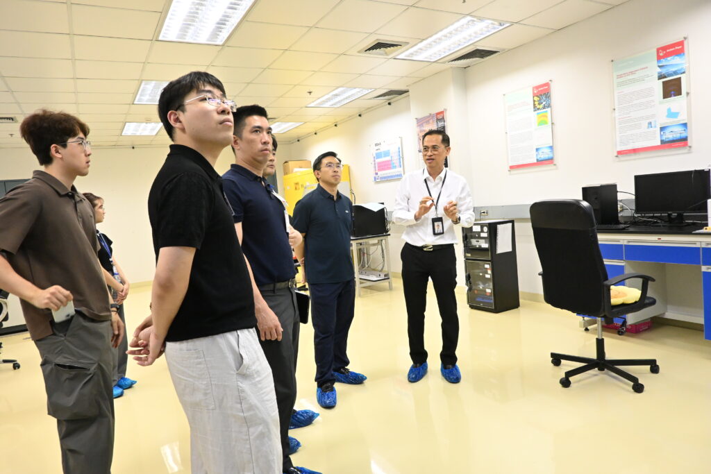 ภาพ บรรยากาศCATARC ได้เข้าเยี่ยมชม ศูนย์บริการวิเคราะห์ทดสอบ สวทช. (NCTC)
นักวิจัยสวทช. นำเสนอผลงานวิจัย เครื่องมือทดสอบ การบริการ