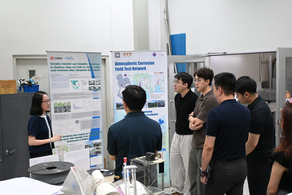 ภาพ บรรยากาศCATARC ได้เข้าเยี่ยมชมห้องปฏิบัติการวิศวกรรมน้ำหนักเบา (Lightweight Engineering Laboratory) โดย นักวิจัยสวทช. นำเสนอผลงานวิจัย เครื่องมือทดสอบ