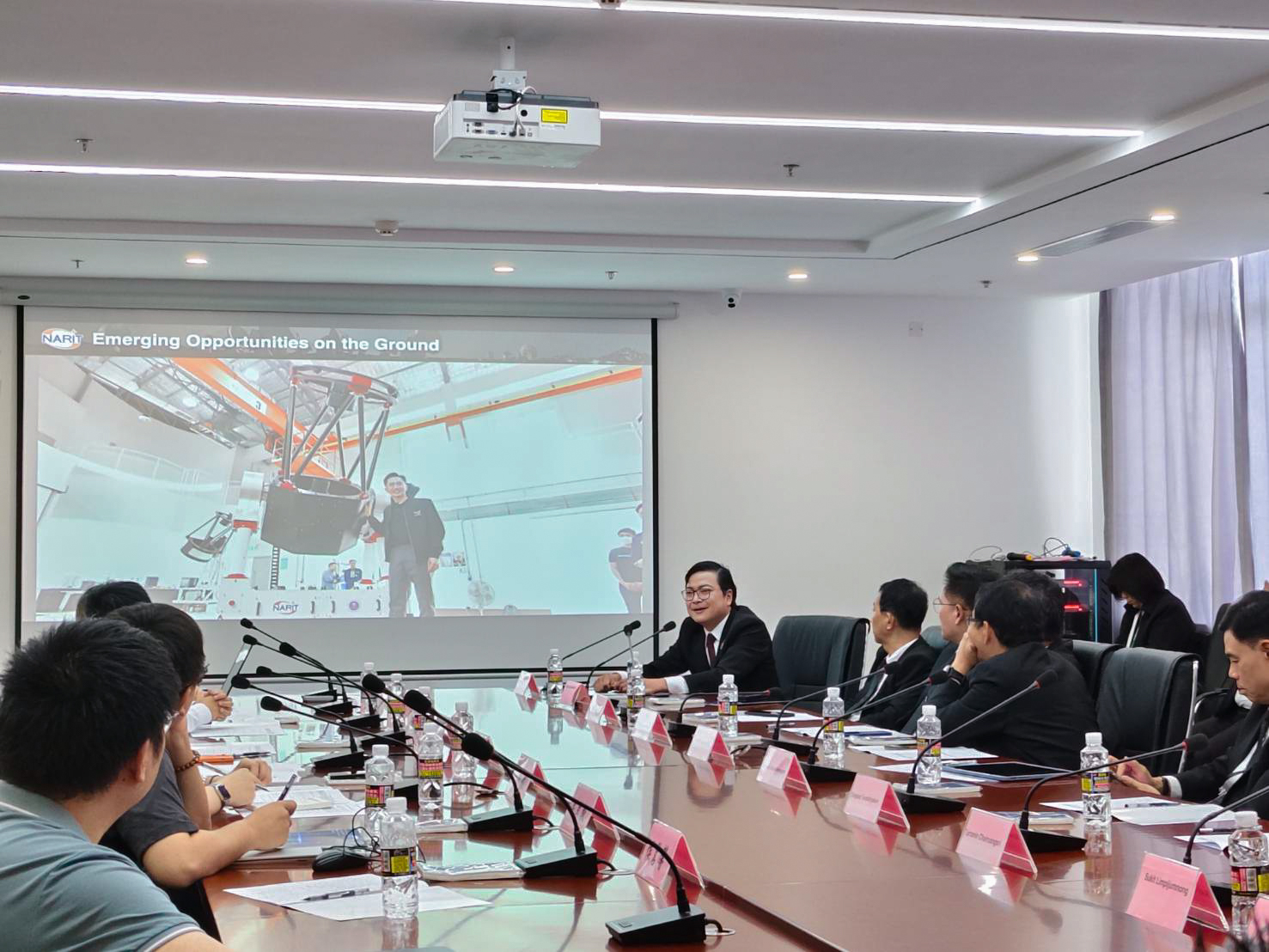 ภาพการประชุมทวิภาคี ทั้งสองฝ่ายได้มุ่งเน้นการขยายกรอบความร่วมมือด้านเทคโนโลยีอวกาศ