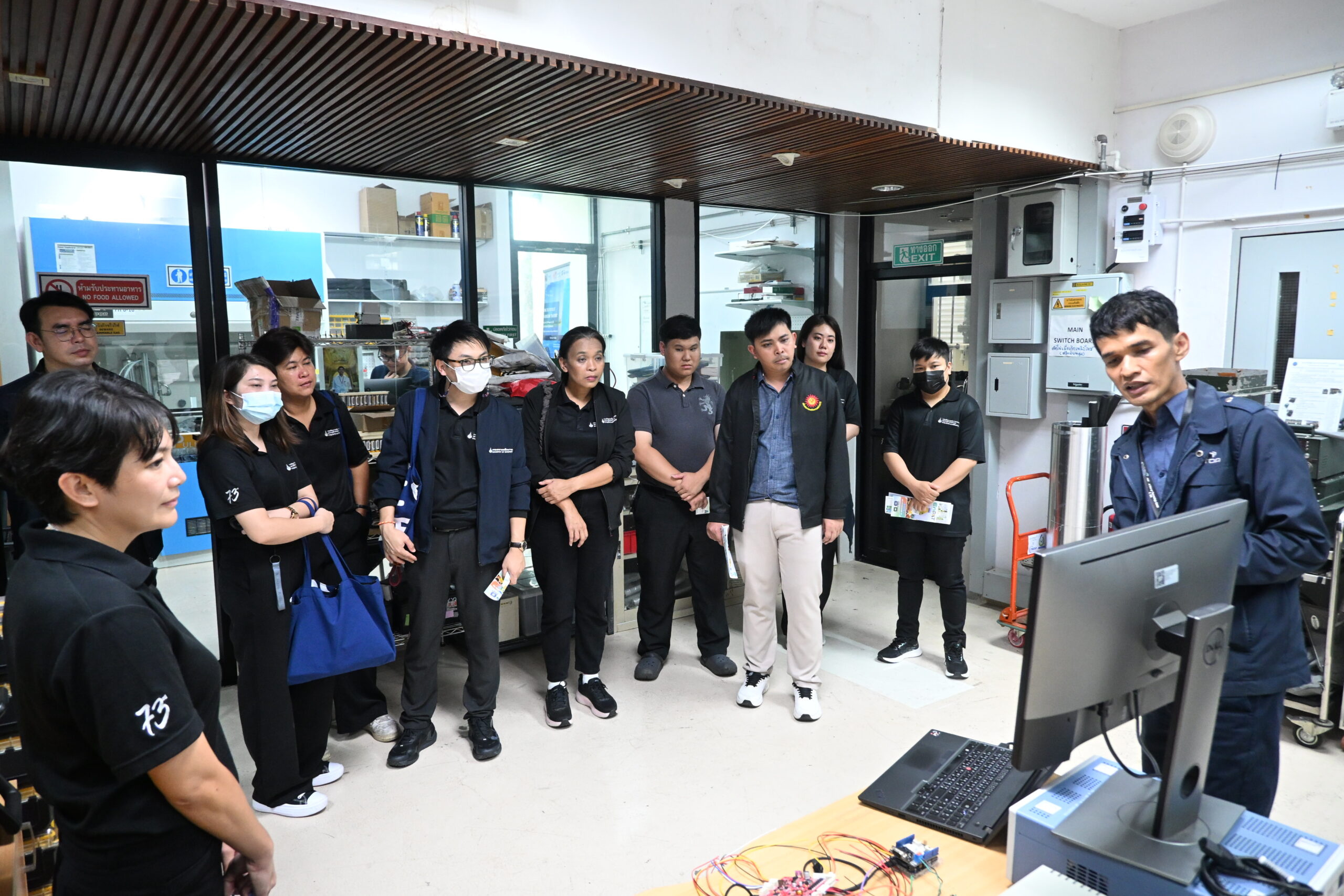 ภาพบรรยากาศการเยี่ยมชม