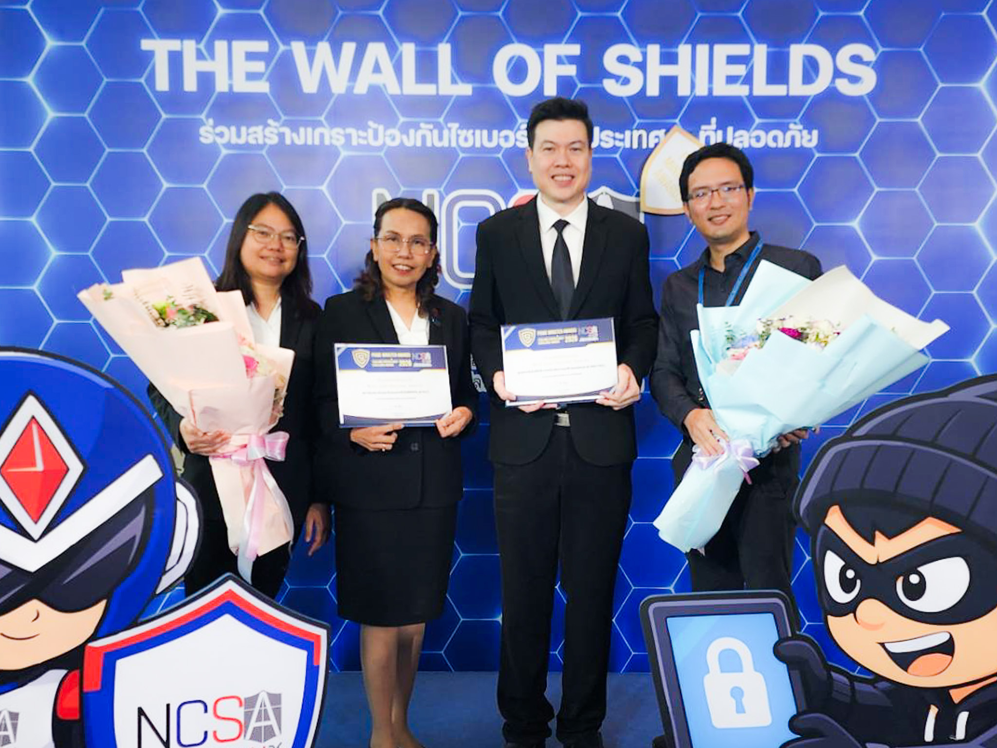 ภาพผู้แทน สวทช. และเนคเทค รับมอบรางวัล Prime Minister Awards: Thailand Cybersecurity Excellence Awards 2026 ประเภท Most Contribution Awards