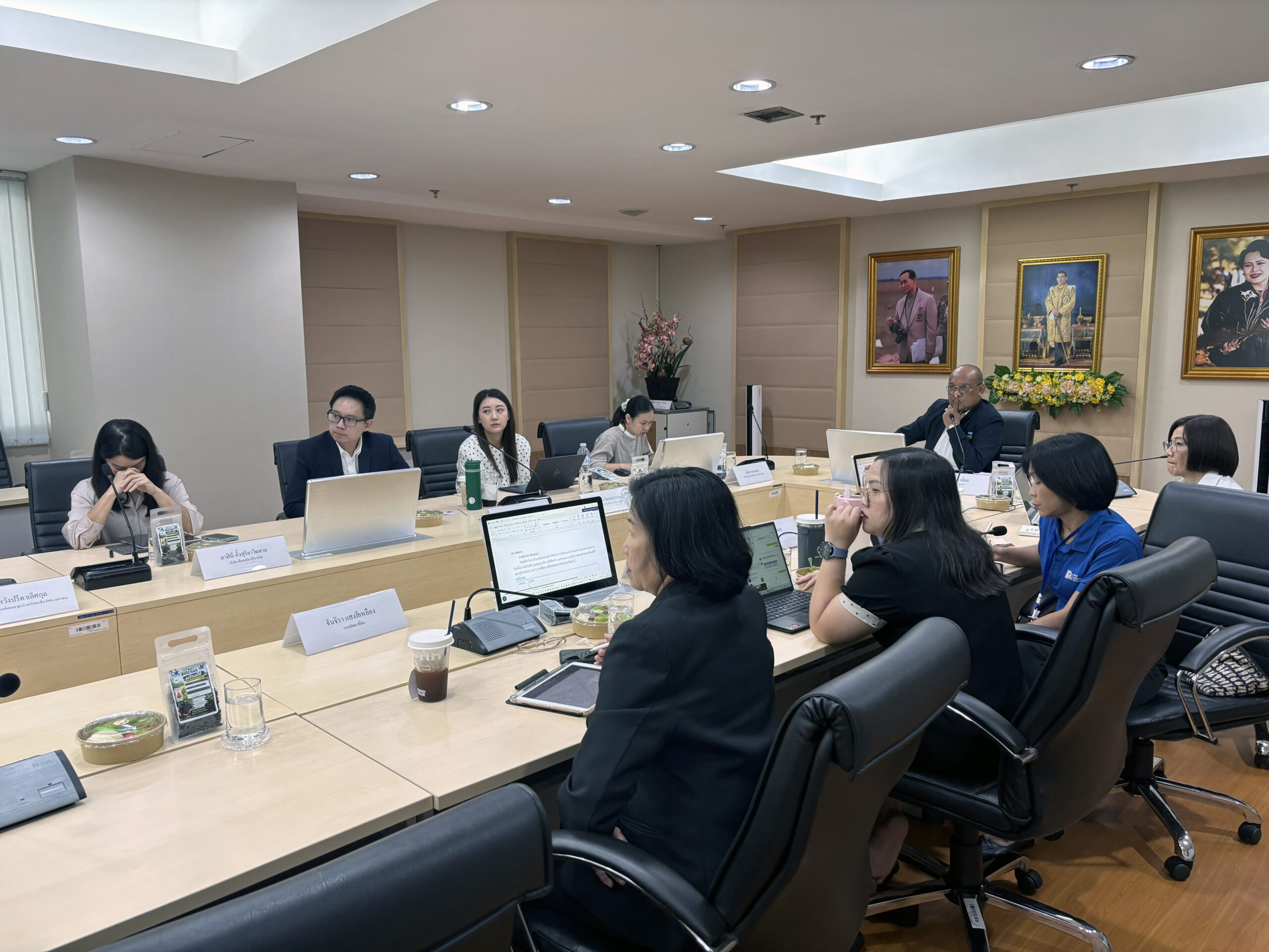 ภาพ ผู้แทนเอ็มเทค สวทช. และ อบก. ร่วมประชุมจัดทำร่างข้อกำหนดเฉพาะสำหรับผลิตภัณฑ์ถ่านชีวภาพ